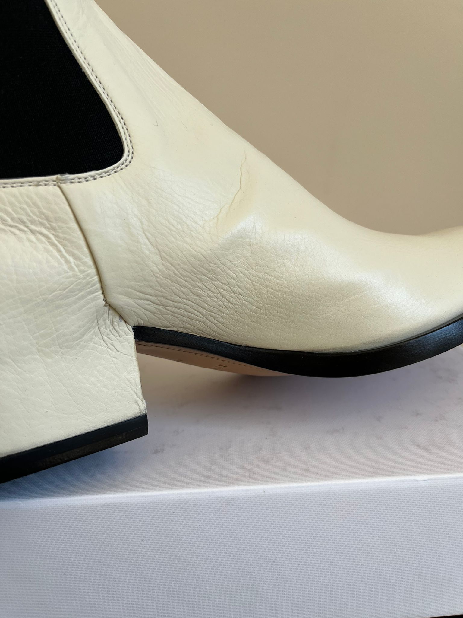 Givenchy High Top Boots in Ivory Color Size US 11 / EU 44 - 10 Thumbnail