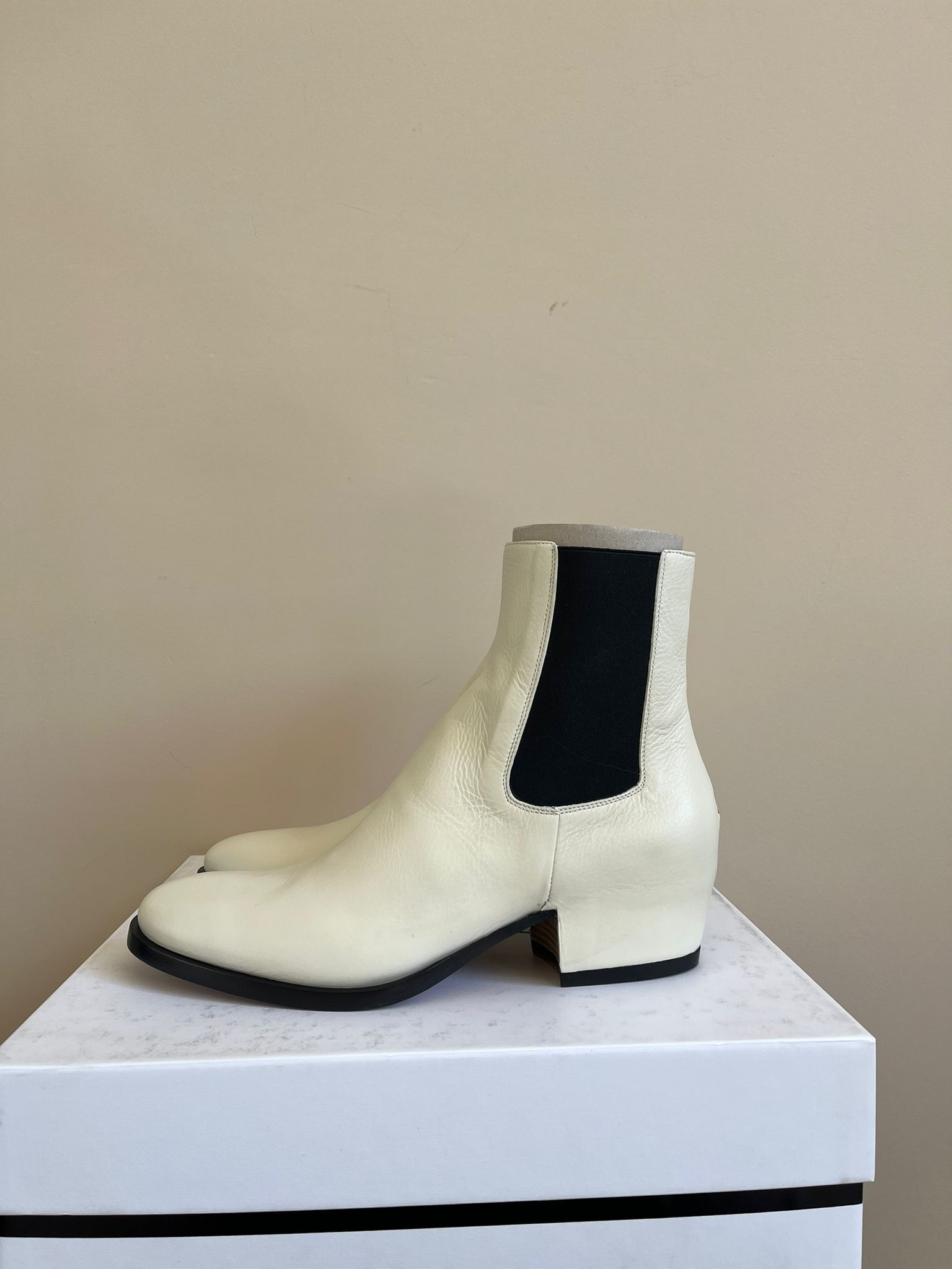 Givenchy High Top Boots in Ivory Color Size US 11 / EU 44 - 3 Thumbnail
