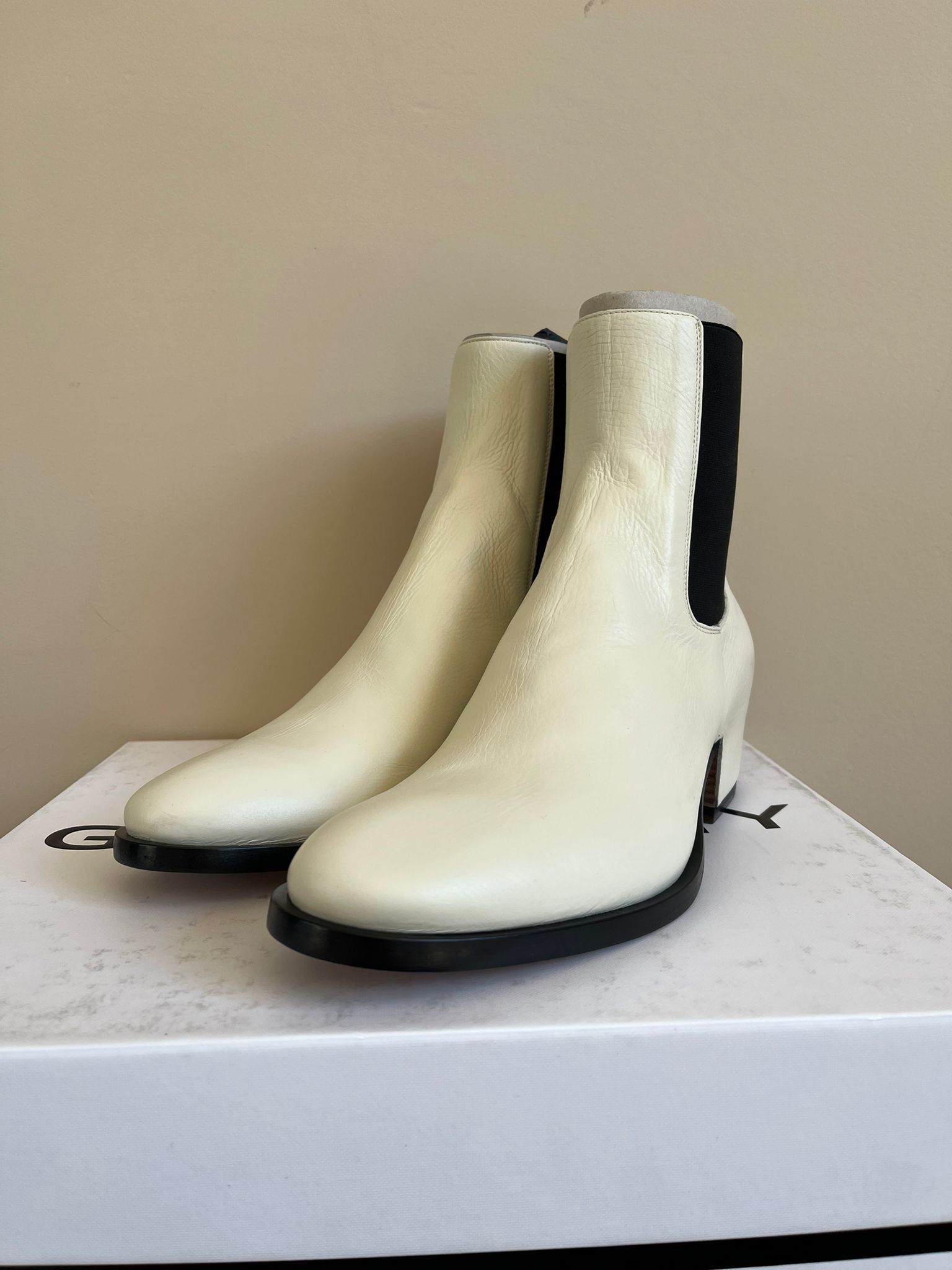 Givenchy High Top Boots in Ivory Color Size US 11 / EU 44 - 1 Thumbnail