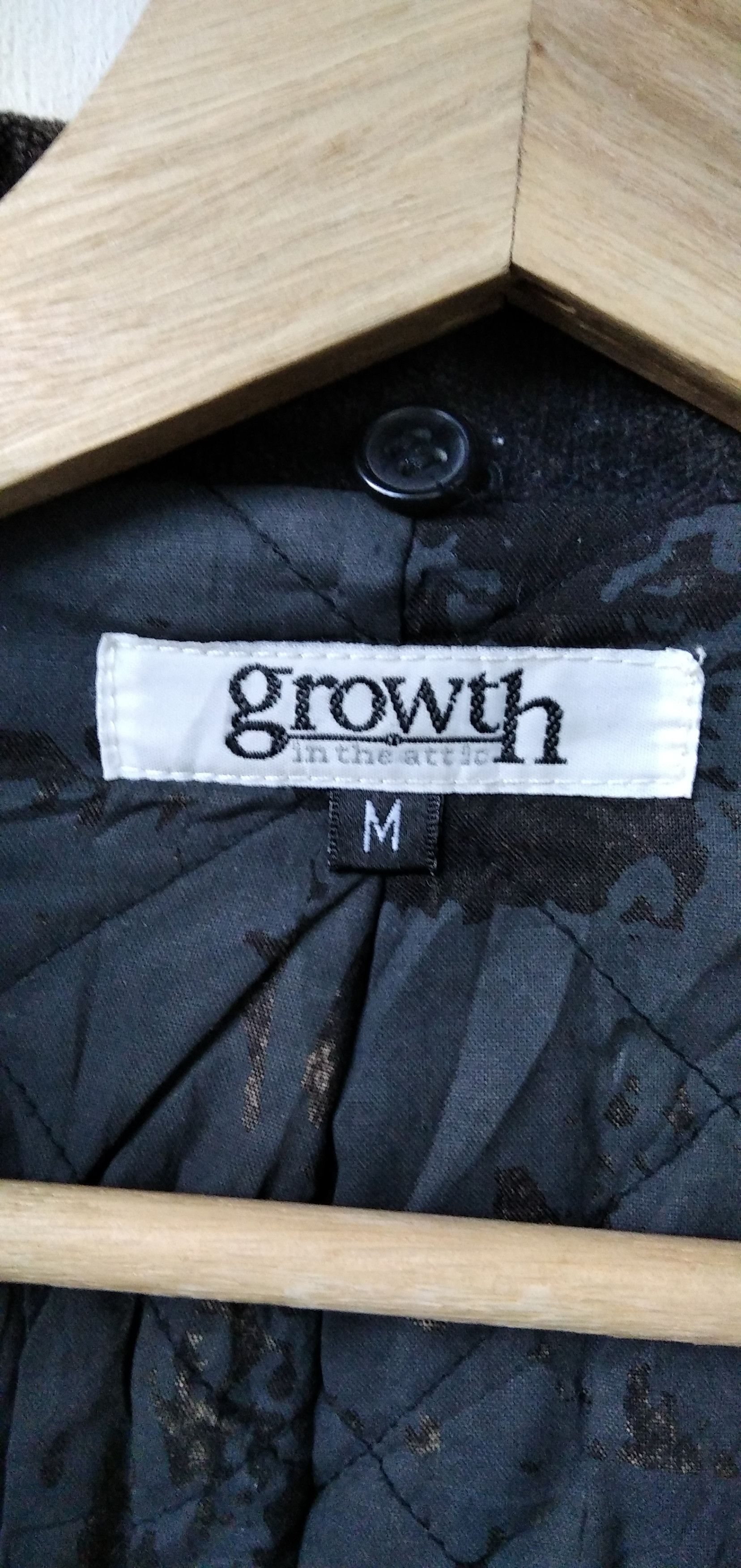 In The Attic Stunning!!In The Attic Patches Style Buttons Jacket/ L size Size US L / EU 52-54 / 3 - 7 Thumbnail