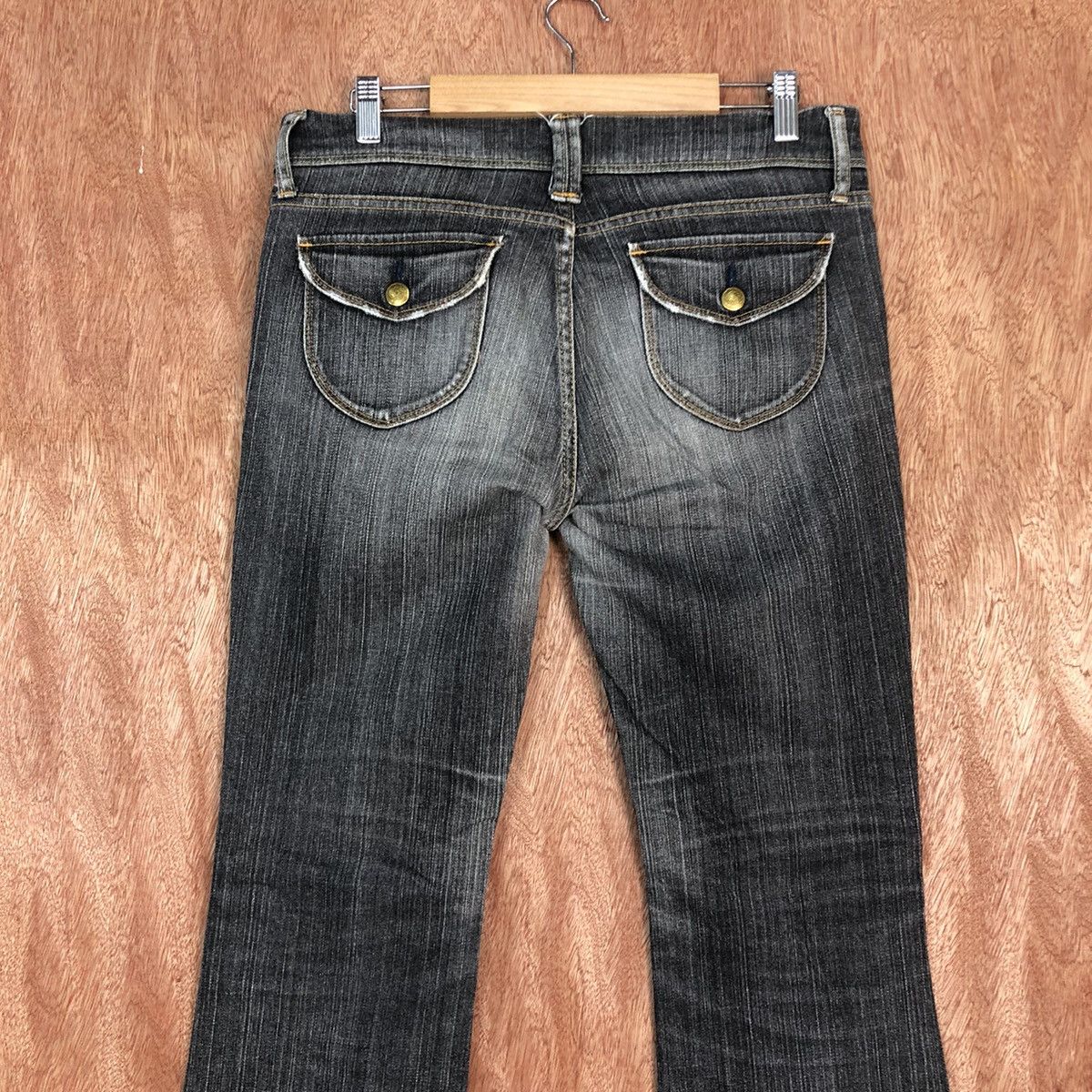 Japanese Brand DLL UNiqlo Boot Cut Jeans Style Up Denim #1657 Size 30" / US 8 / IT 44 - 7 Thumbnail