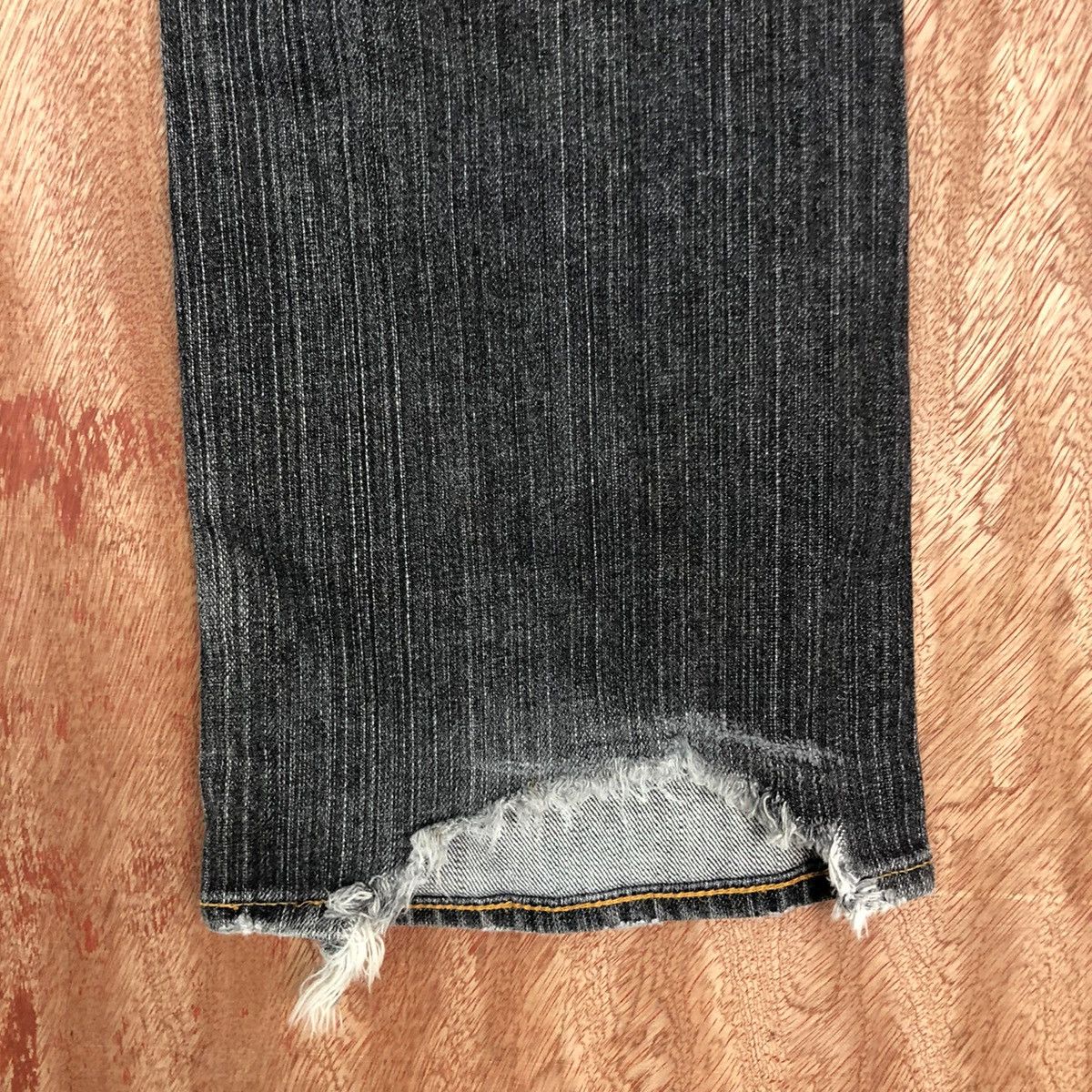 Japanese Brand DLL UNiqlo Boot Cut Jeans Style Up Denim #1657 Size 30" / US 8 / IT 44 - 10 Thumbnail