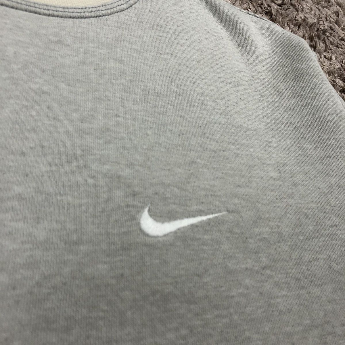 Nike Nike Small Swoosh Sweatshirt Size US XL / EU 56 / 4 - 8 Thumbnail