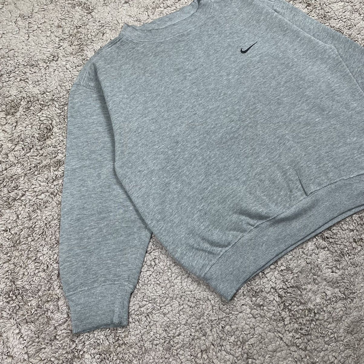 Nike Vintage Nike Mini Swoosh Sweatshirt Size US L / EU 52-54 / 3 - 3 Thumbnail
