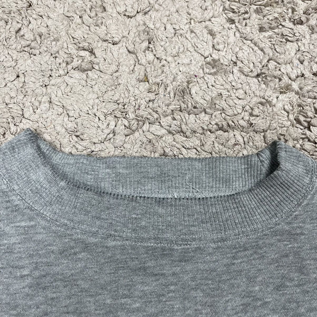 Nike Vintage Nike Mini Swoosh Sweatshirt Size US L / EU 52-54 / 3 - 9 Thumbnail