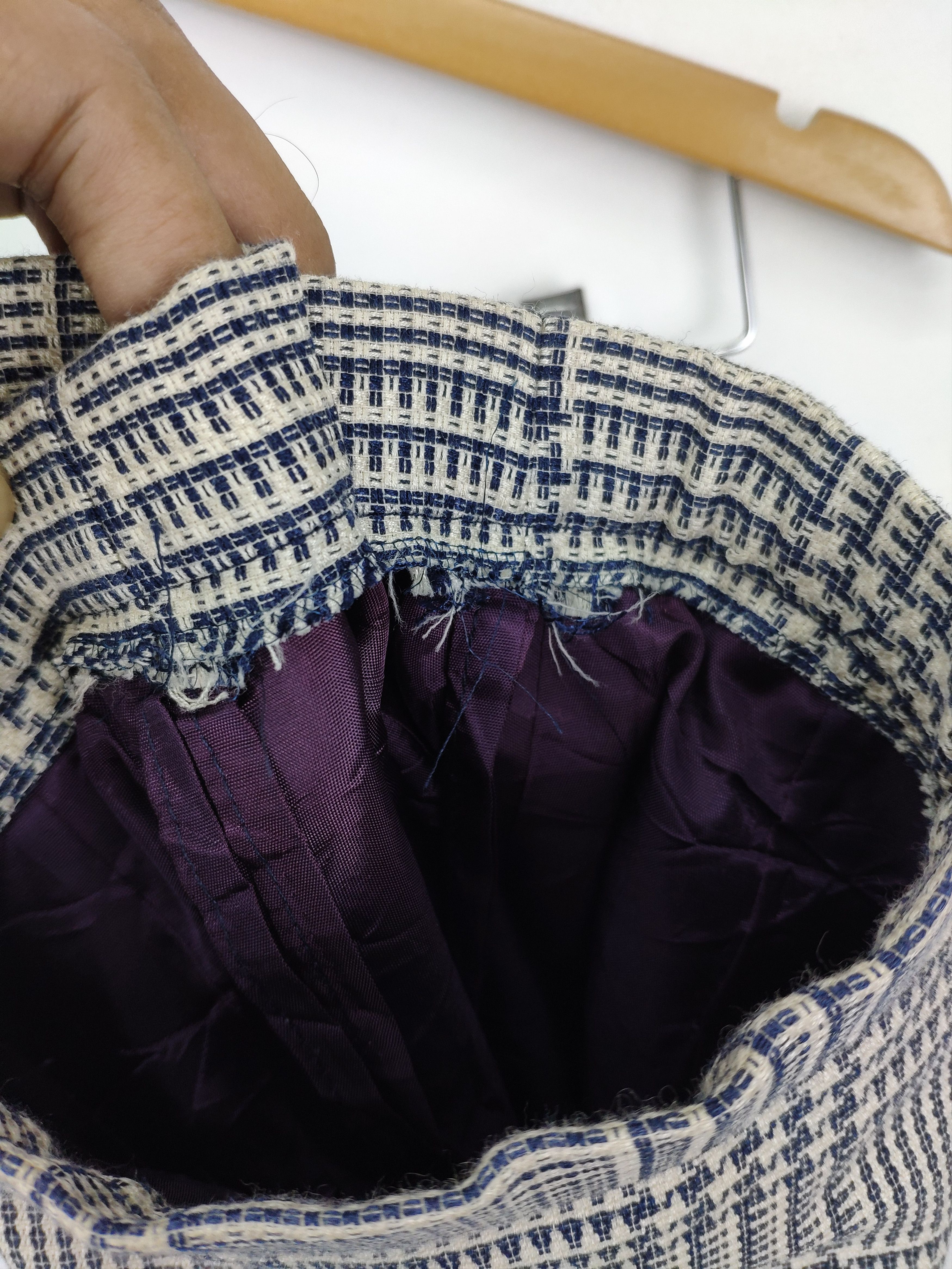 The Unbranded Brand × Vintage Vintage Unbranded Midi Skirt Houndstooth Size 26" / US 2 / IT 38 - 8 Thumbnail