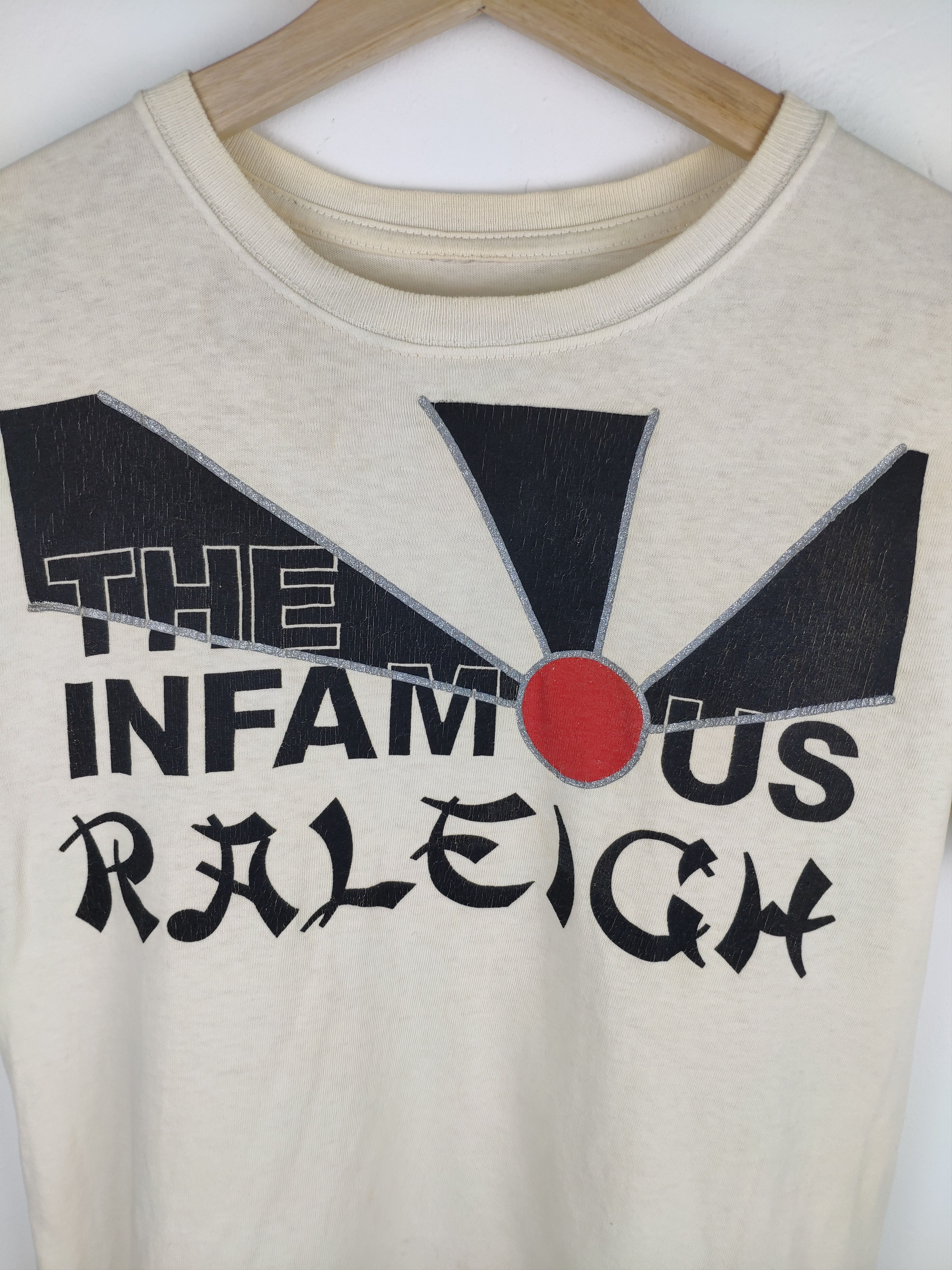 Band Tees × Japanese Brand Vintage The Infamous Raleigh Tee Japanese Band Size US S / EU 44-46 / 1 - 2 Thumbnail