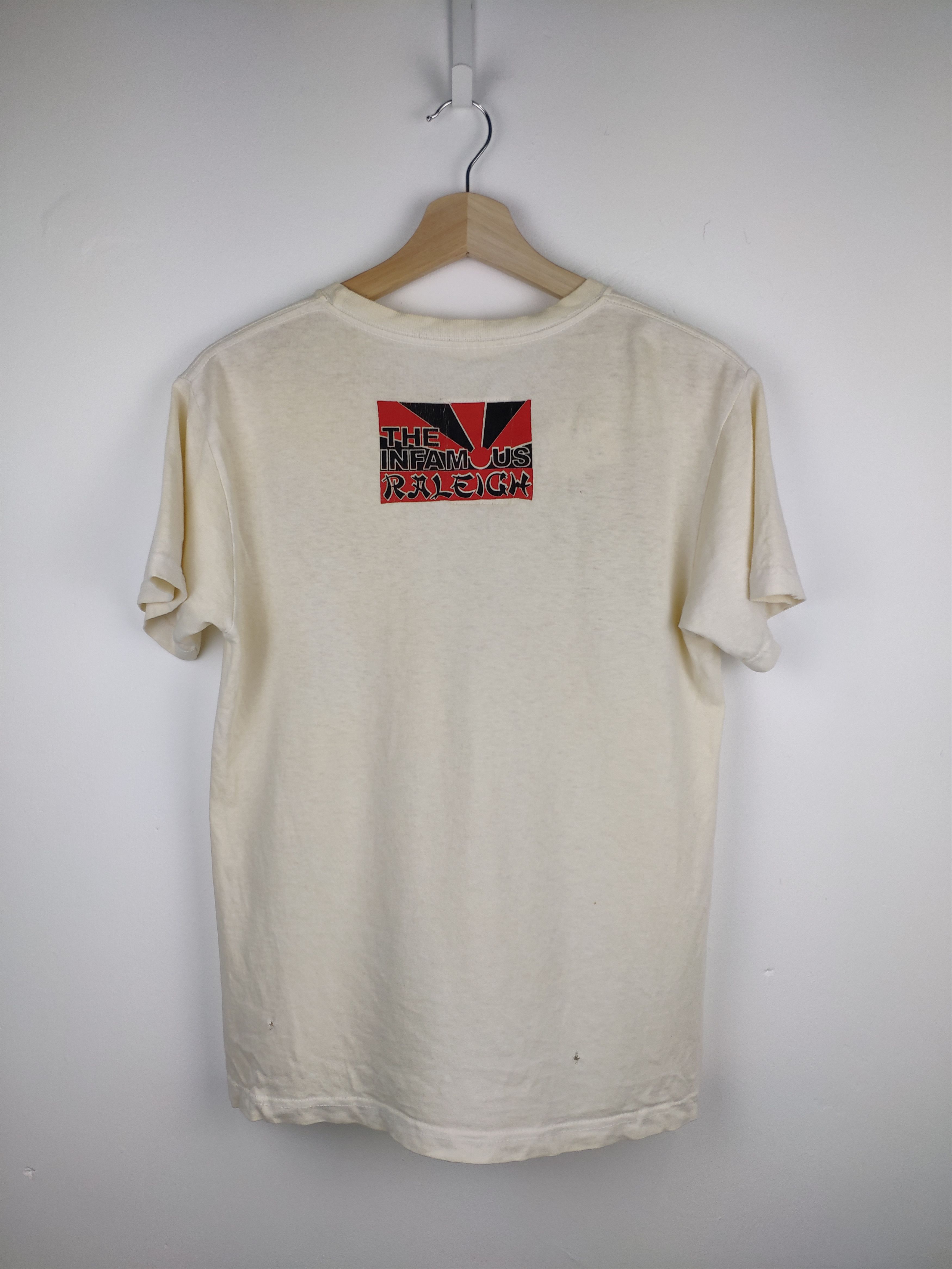 Band Tees × Japanese Brand Vintage The Infamous Raleigh Tee Japanese Band Size US S / EU 44-46 / 1 - 10 Thumbnail