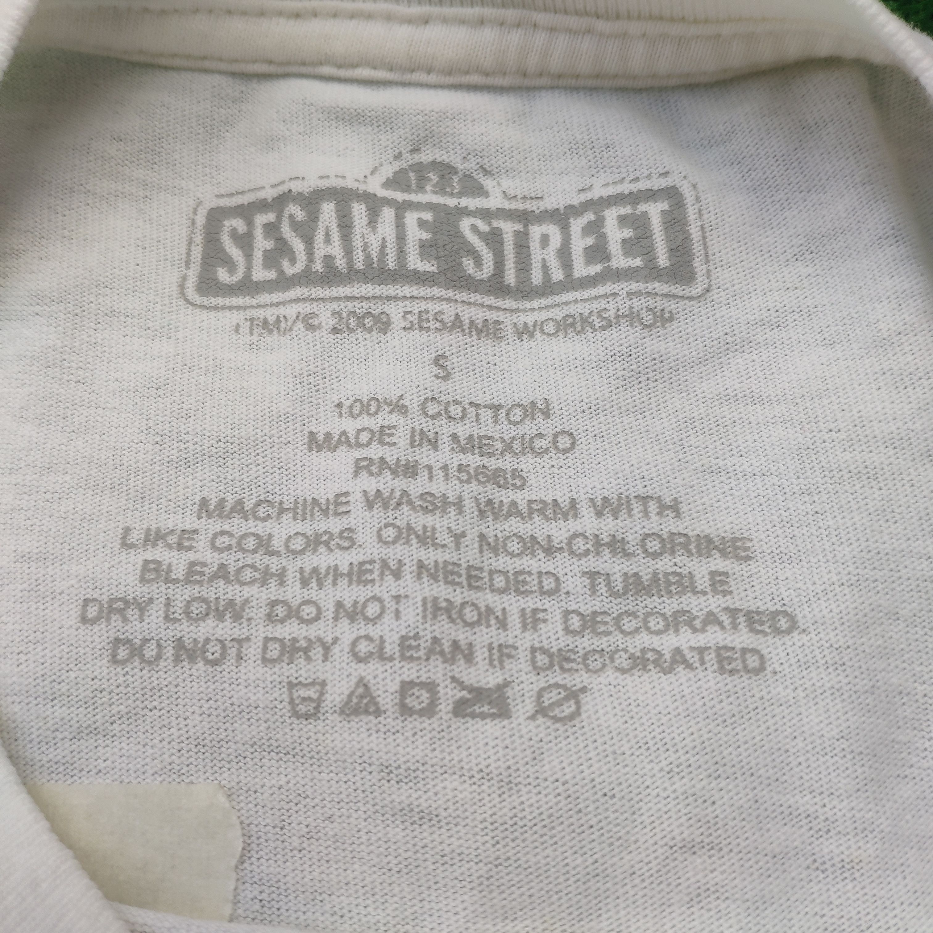 Japanese Brand × Vintage Vintage Elmo Sesame Street x The Notorious Shirt Size US S / EU 44-46 / 1 - 3 Thumbnail
