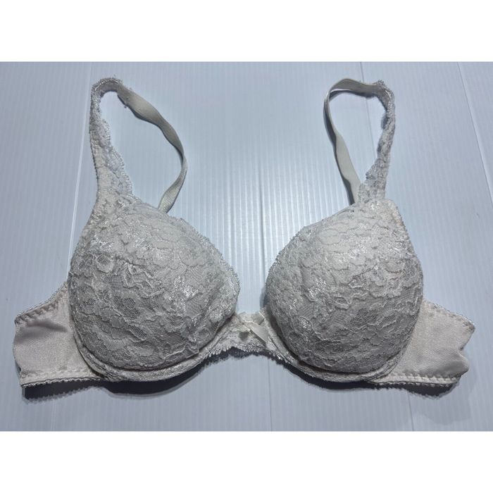 Vintage Vassarette Bra Size 36A White Lace Underwired Back Closure