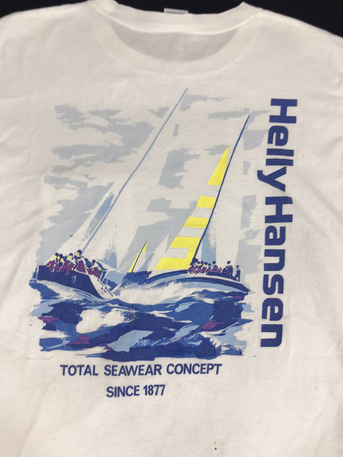 Helly Hansen Vintage Helly Hansen Yatch Screen Outdoor Hiking Tee Size US M / EU 48-50 / 2 - 3 Thumbnail