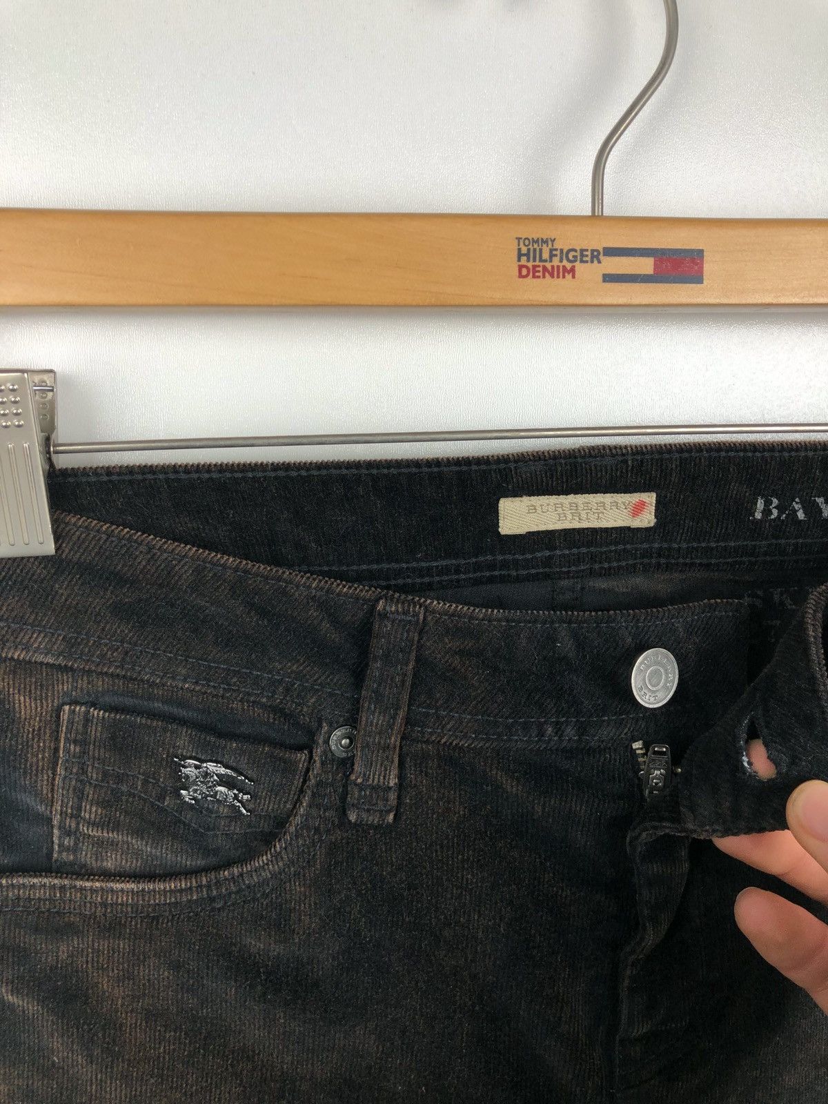 Burberry Burberry Brit y2k velveteen pants ankle bayswater skinny zip Size 27" / US 4 / IT 40 - 9 Thumbnail