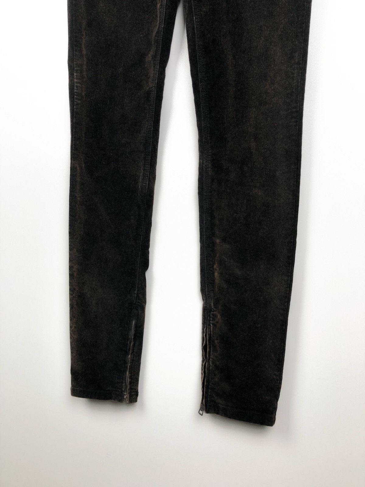 Burberry Burberry Brit y2k velveteen pants ankle bayswater skinny zip Size 27" / US 4 / IT 40 - 5 Thumbnail