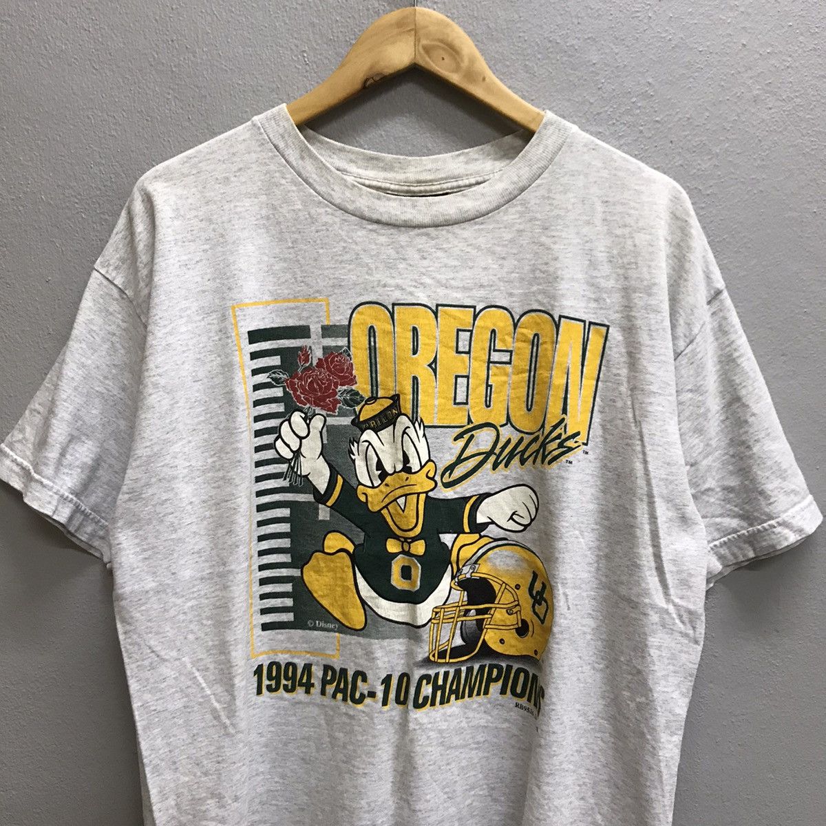 Disney × Jansport × Vintage Vintage 90s Oregon Duck Disney American Football Tshirt Size US L / EU 52-54 / 3 - 4 Thumbnail