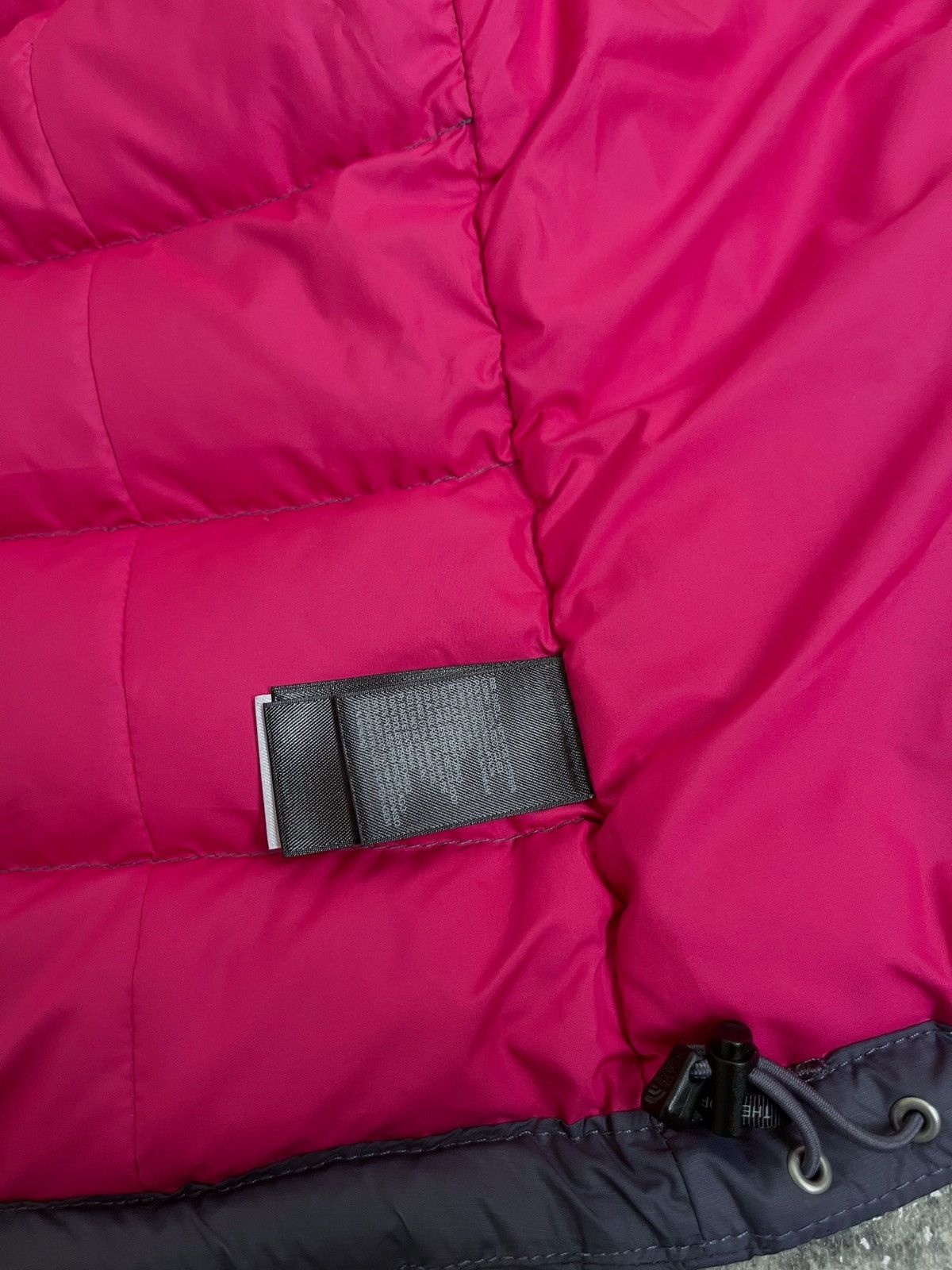 The North Face × Vintage THE NORTH FACE DOWN PUFFER 700 VEST WOMENS XS Size XS / US 0-2 / IT 36-38 - 9 Thumbnail