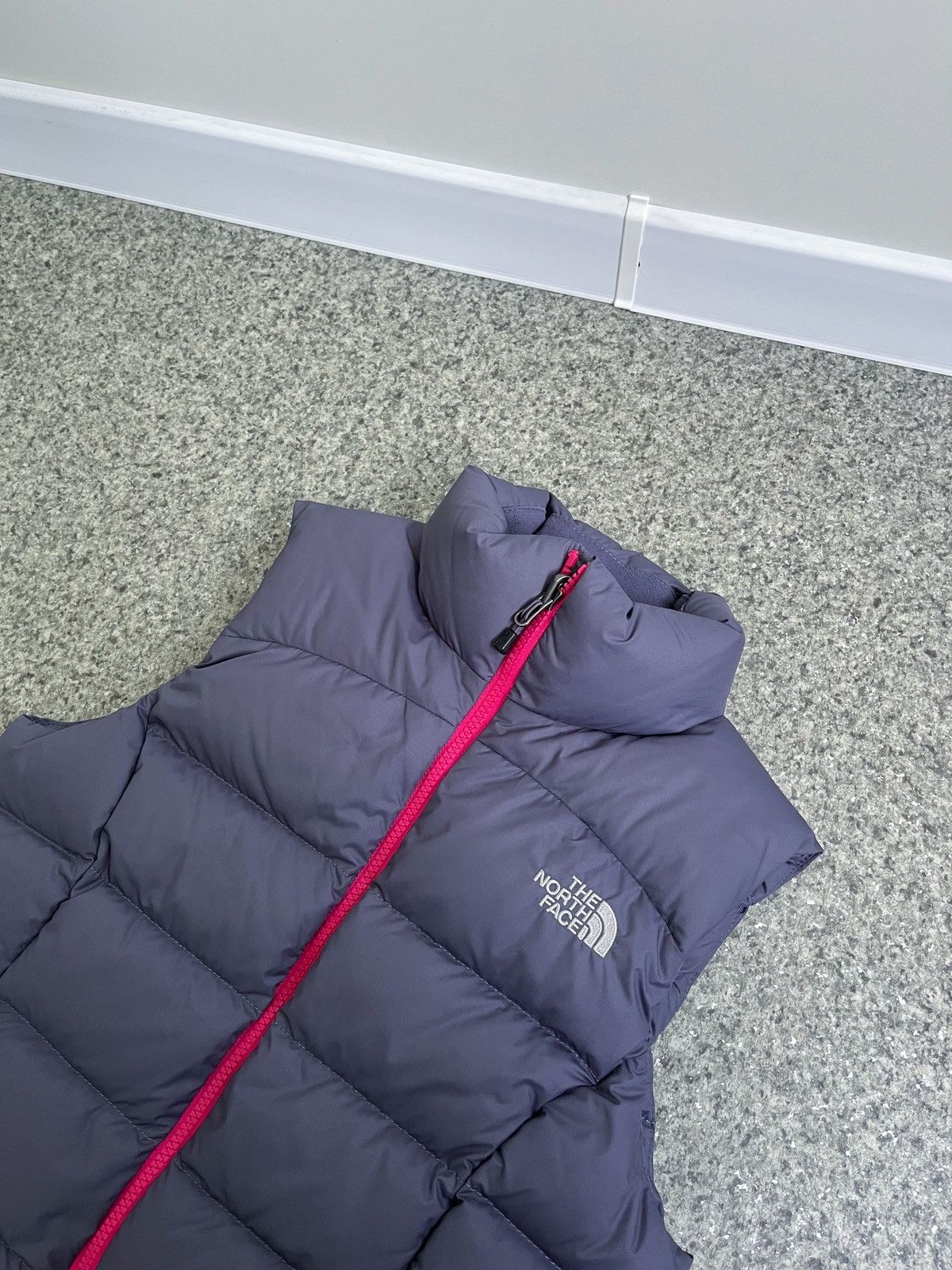 The North Face × Vintage THE NORTH FACE DOWN PUFFER 700 VEST WOMENS XS Size XS / US 0-2 / IT 36-38 - 4 Thumbnail