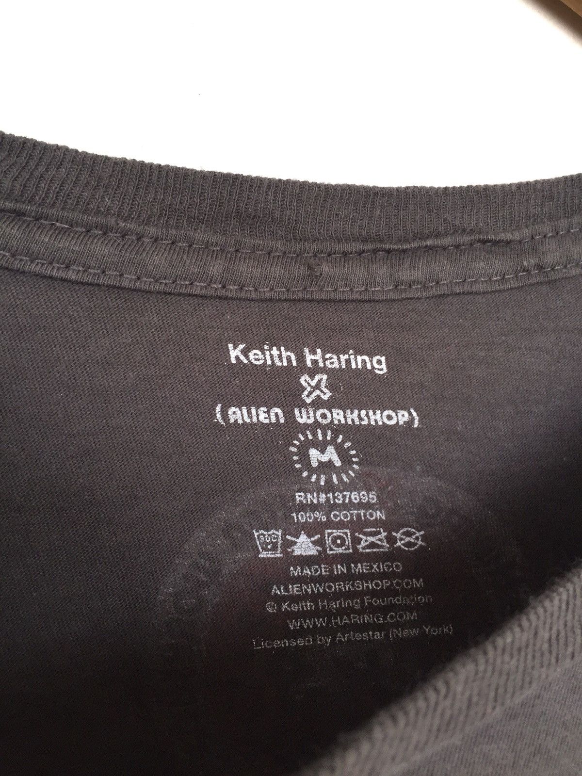 Alien Workshop Keith Haring x Alien Workshop “Dancing Dog” Shirt Size US M / EU 48-50 / 2 - 5 Thumbnail