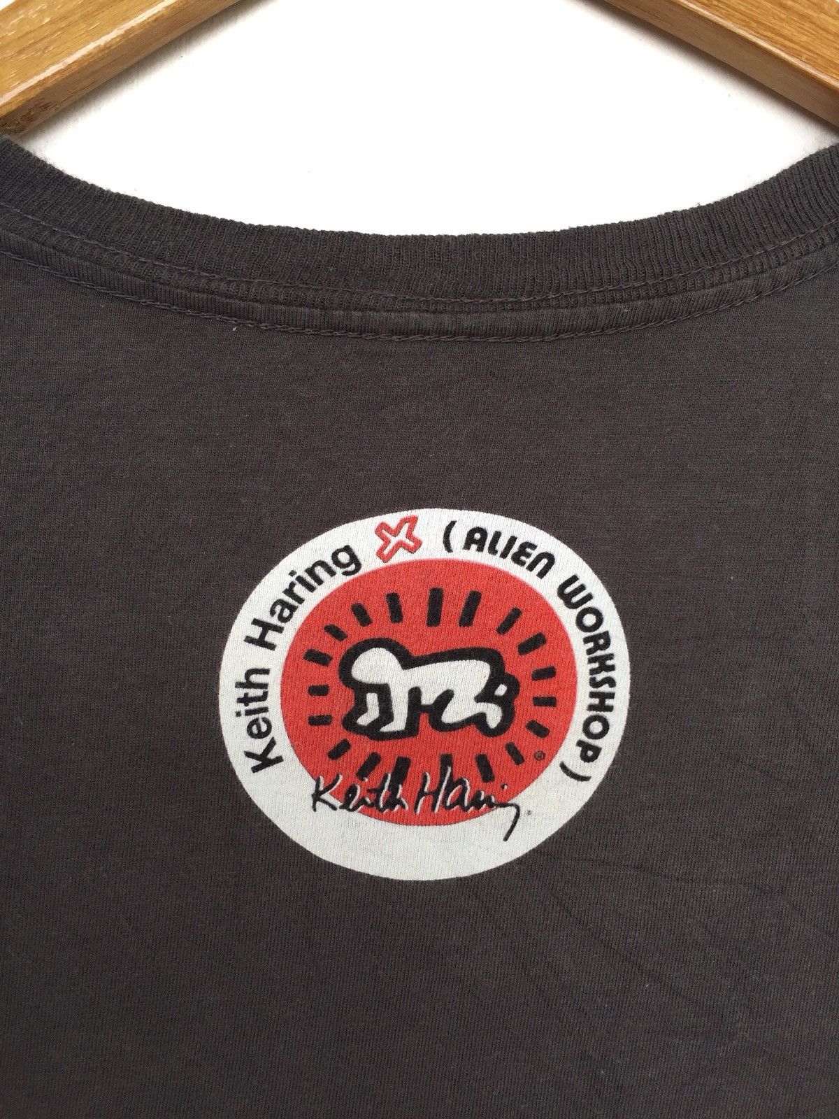 Alien Workshop Keith Haring x Alien Workshop “Dancing Dog” Shirt Size US M / EU 48-50 / 2 - 4 Thumbnail
