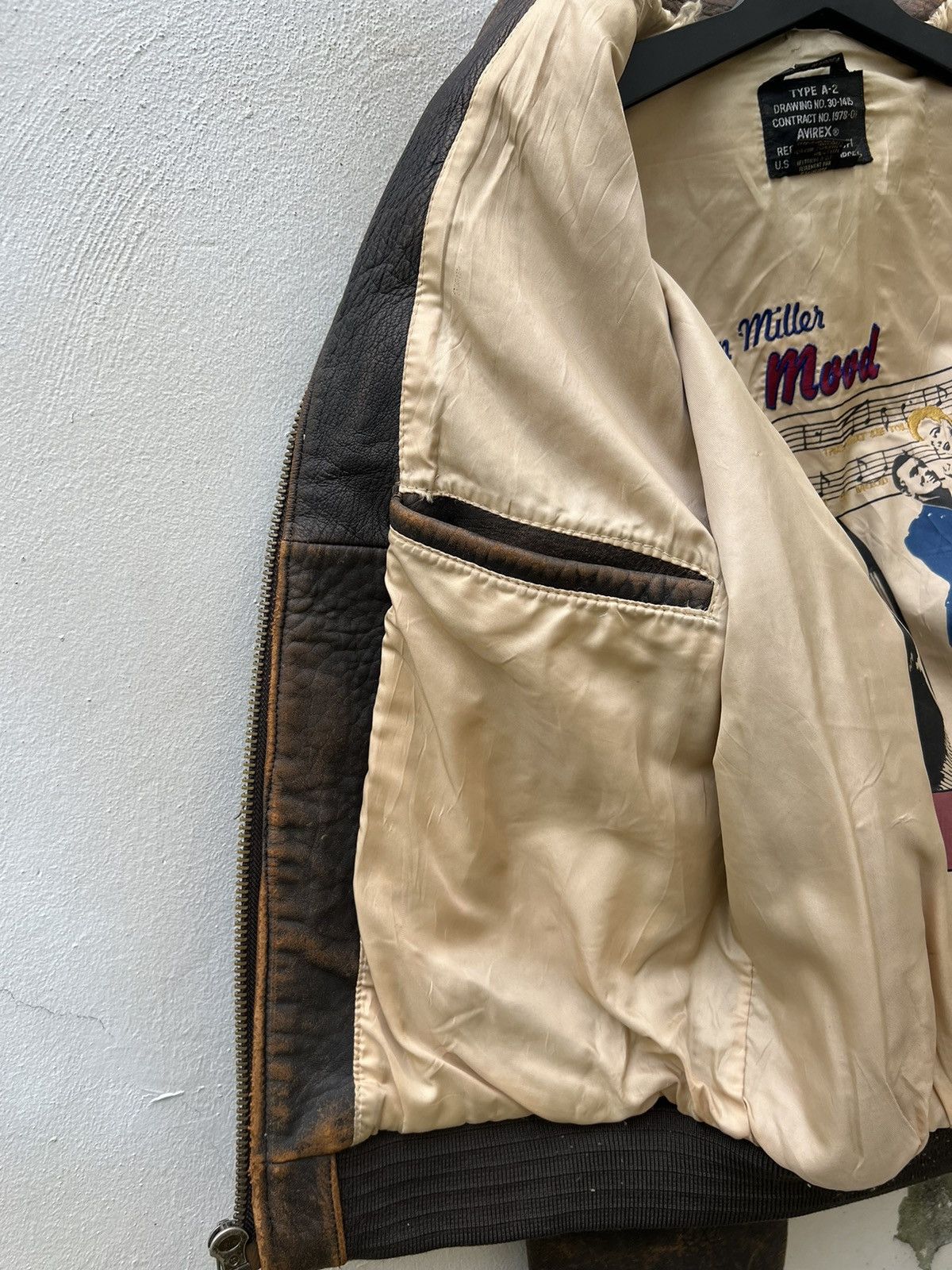 Avirex Trashed Vintage 1991 Avirex Glenn Miller A2 Leather Jacket Size US M / EU 48-50 / 2 - 20 Thumbnail