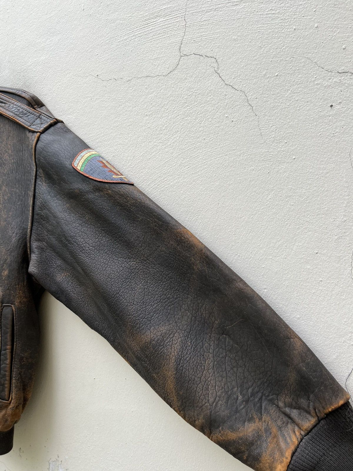 Avirex Trashed Vintage 1991 Avirex Glenn Miller A2 Leather Jacket Size US M / EU 48-50 / 2 - 8 Thumbnail