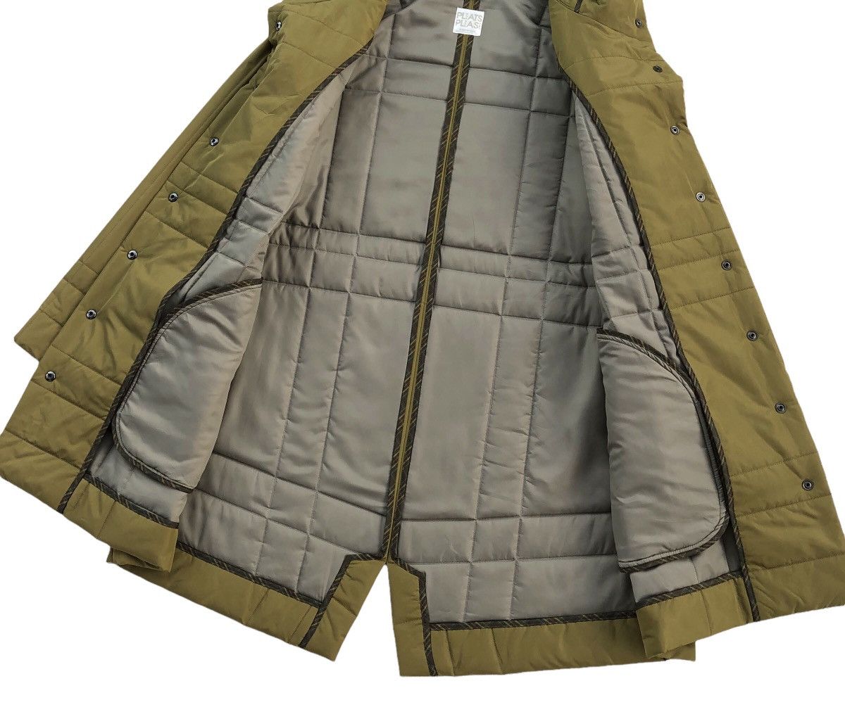 Issey Miyake 🔥Pleats Please Issey Miyake Quilted Hooded Jacket Size US L / EU 52-54 / 3 - 6 Thumbnail