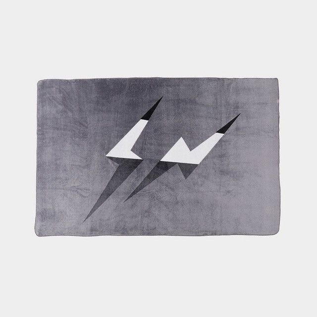 2024-25 秋冬新作  ハイブランドの Thunderbolt Project | Grailed 布団・毛布