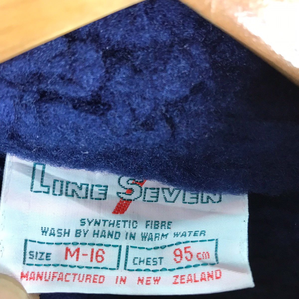 Vintage Vintage Line Seven Essential Logo Zip Up Jacket Size US S / EU 44-46 / 1 - 4 Thumbnail