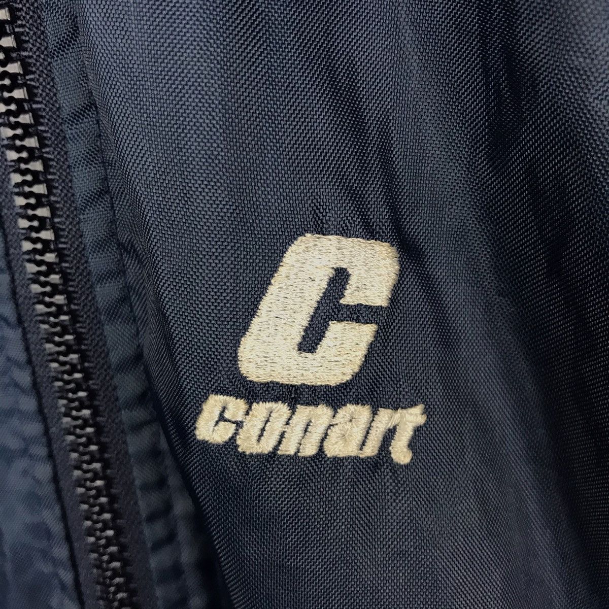 Vintage Vintage Conart Hip Hop Windbreaker Zip Up Light Jacket Size US L / EU 52-54 / 3 - 3 Thumbnail