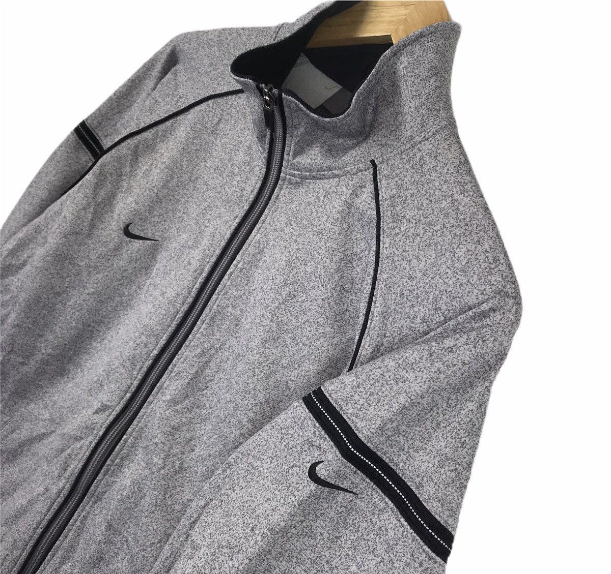 Nike Vintage Nike Essentials Zip Up Sweater Jacket Size US M / EU 48-50 / 2 - 4 Thumbnail