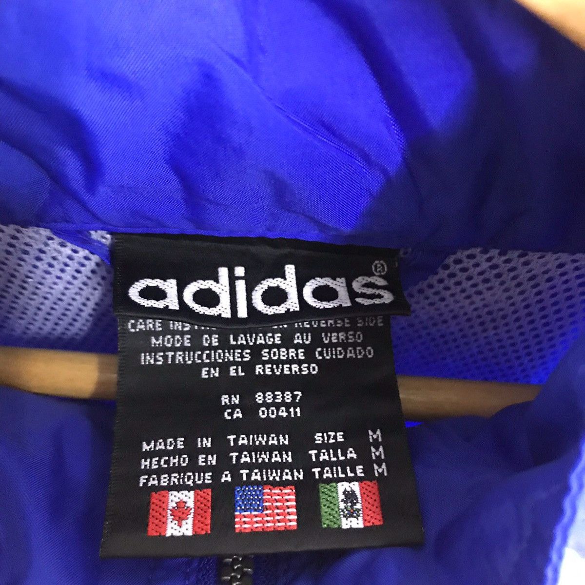 Adidas × Vintage Vintage 90s Adidas Windbreaker Zip Up Jacket Size US M / EU 48-50 / 2 - 8 Thumbnail
