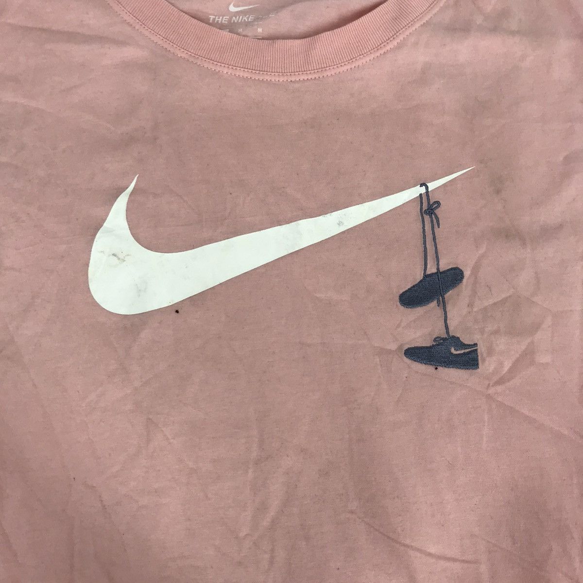 Nike Nike Swoosh Hanging Shoe Logo Nice Design Size US M / EU 48-50 / 2 - 2 Thumbnail