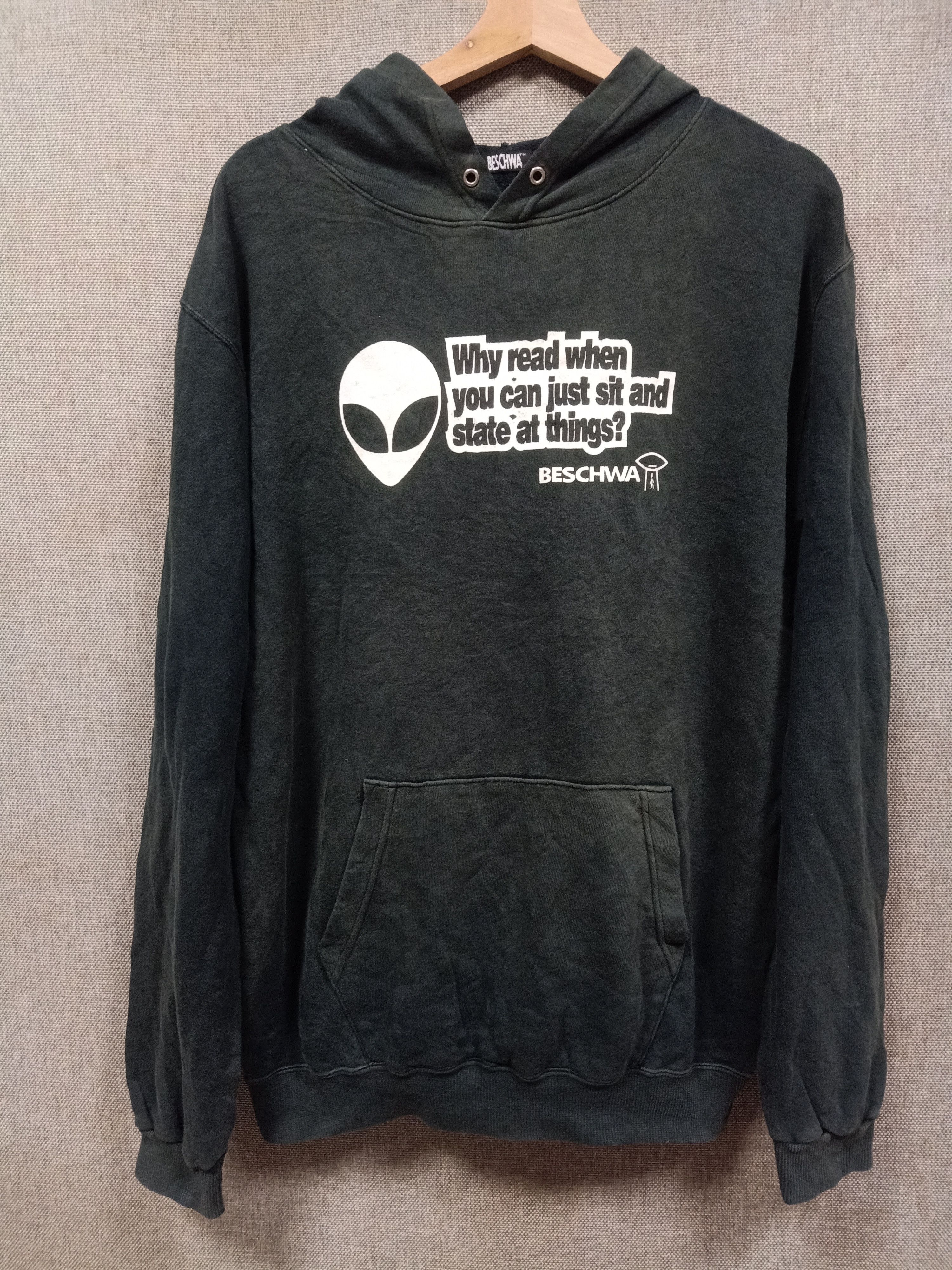 Vintage 90s sweatshirt hoodie beschwa distressed sunfaded