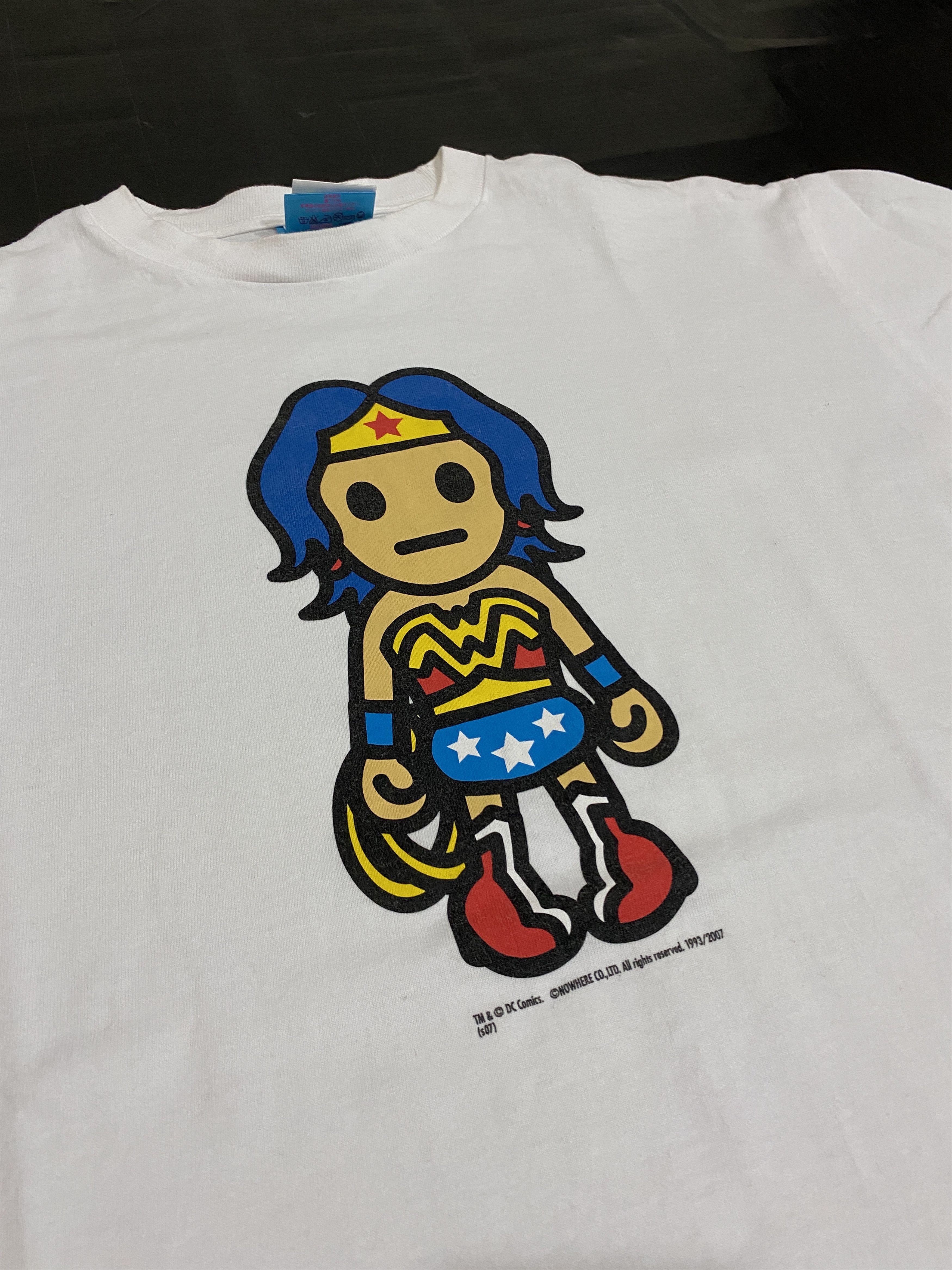 DC hotsell “Wonder Woman” Shirt