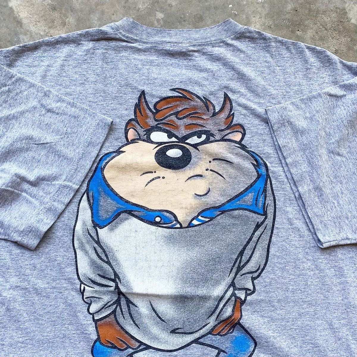 Tommy Hilfiger Vintage 1997 Tasmanian Devil x Tommy Size US XL / EU 56 / 4 - 4 Thumbnail