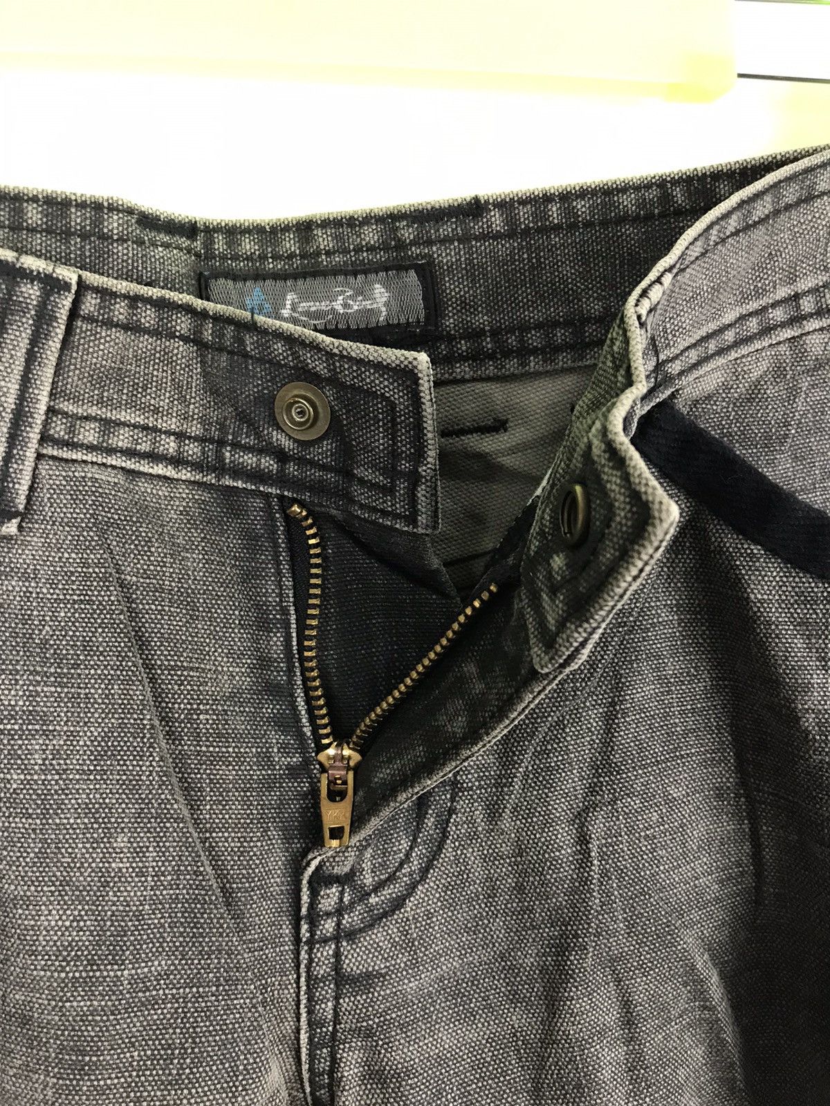 Japanese Brand Vintage 90s Love Surf Distressed Denim Cargo Tactical Jeans Size 28" / US 6 / IT 42 - 3 Thumbnail