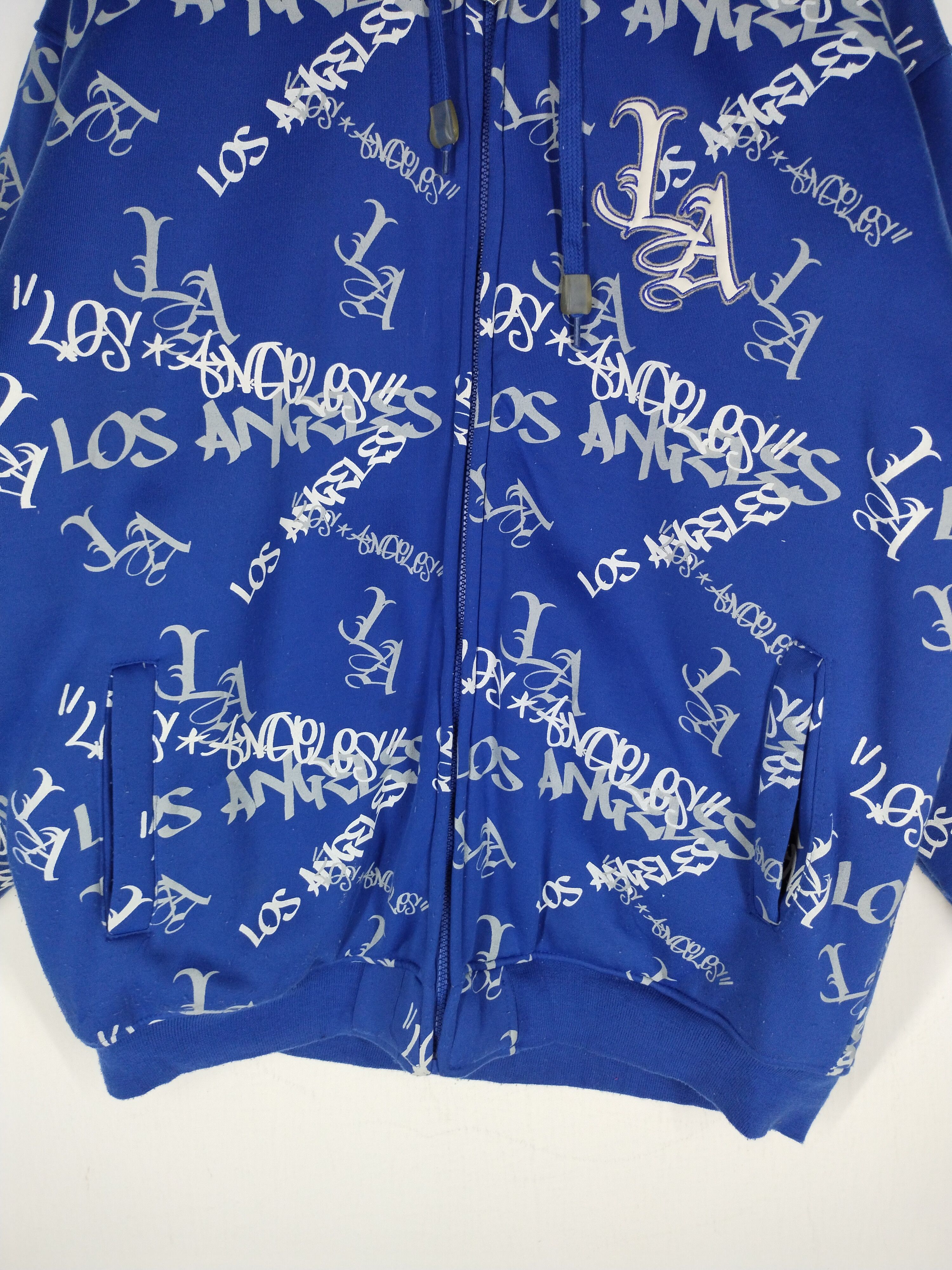 Urban Outfitters VINTAGE FULLPRINT LOS ANGELES ZIPPER HOODIE Size US XL / EU 56 / 4 - 3 Thumbnail