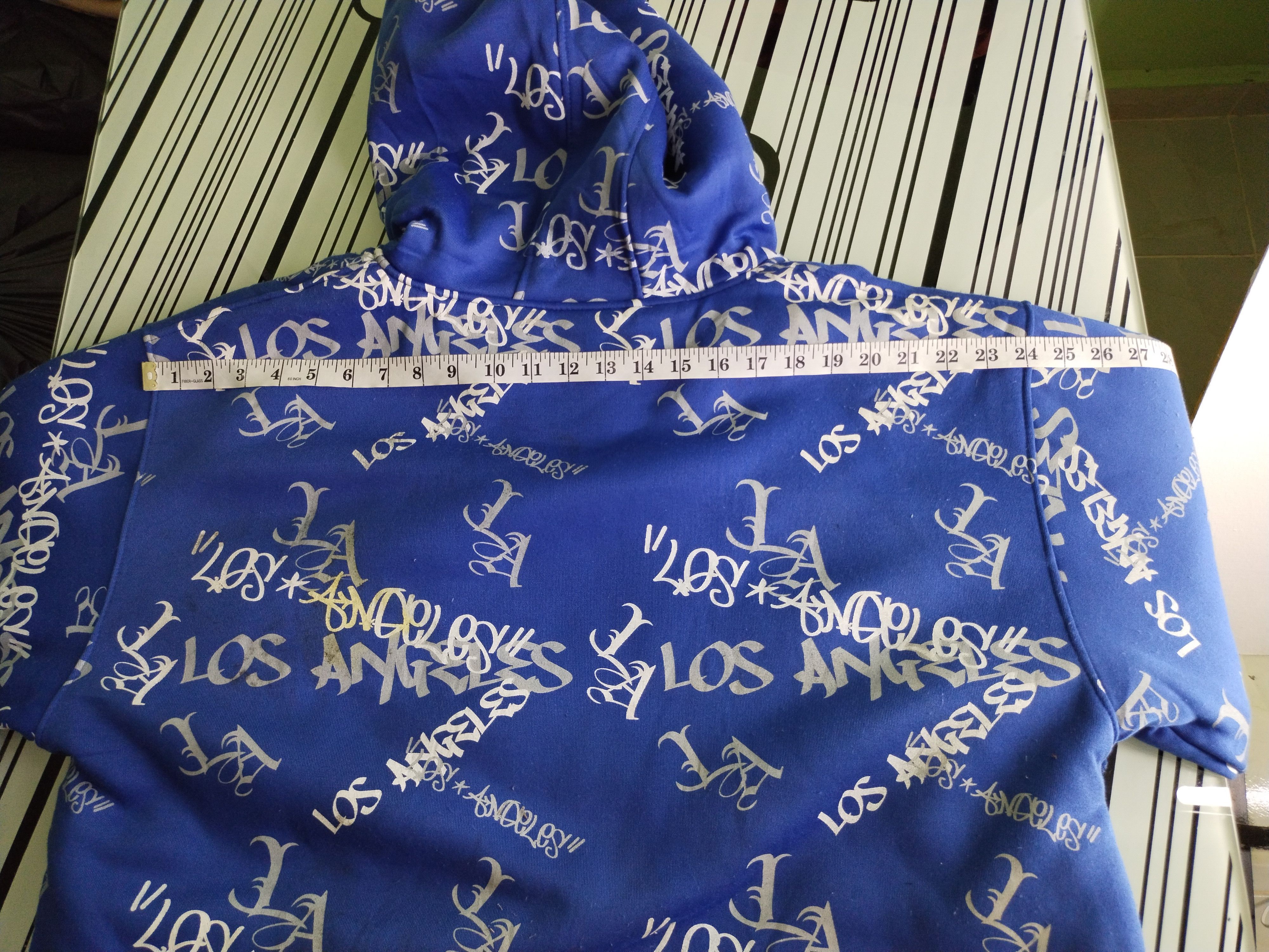 Urban Outfitters VINTAGE FULLPRINT LOS ANGELES ZIPPER HOODIE Size US XL / EU 56 / 4 - 16 Thumbnail