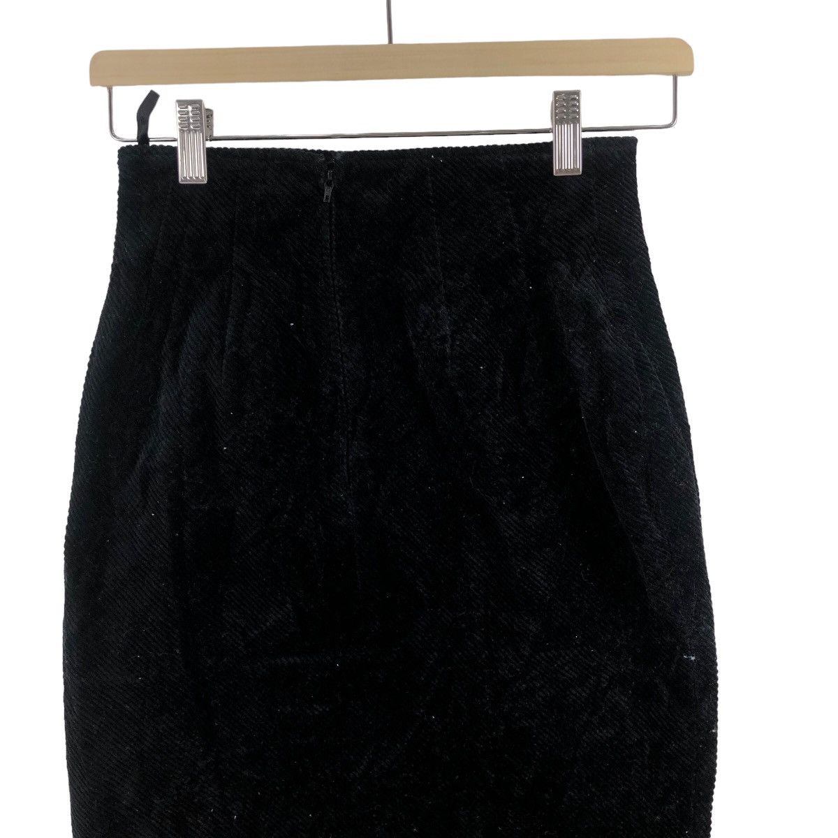 Jean Paul Gaultier Vintage Jean Paul GAULTIER Skirt Corduroy Black Colour Size 25" / US 0 / IT 36 - 4 Thumbnail