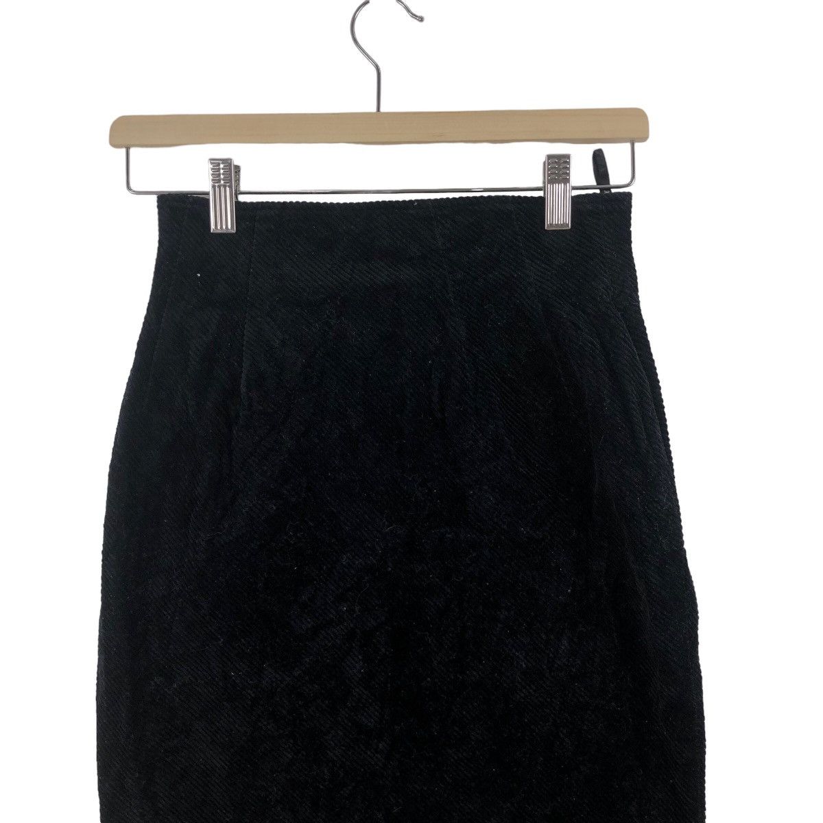 Jean Paul Gaultier Vintage Jean Paul GAULTIER Skirt Corduroy Black Colour Size 25" / US 0 / IT 36 - 2 Thumbnail