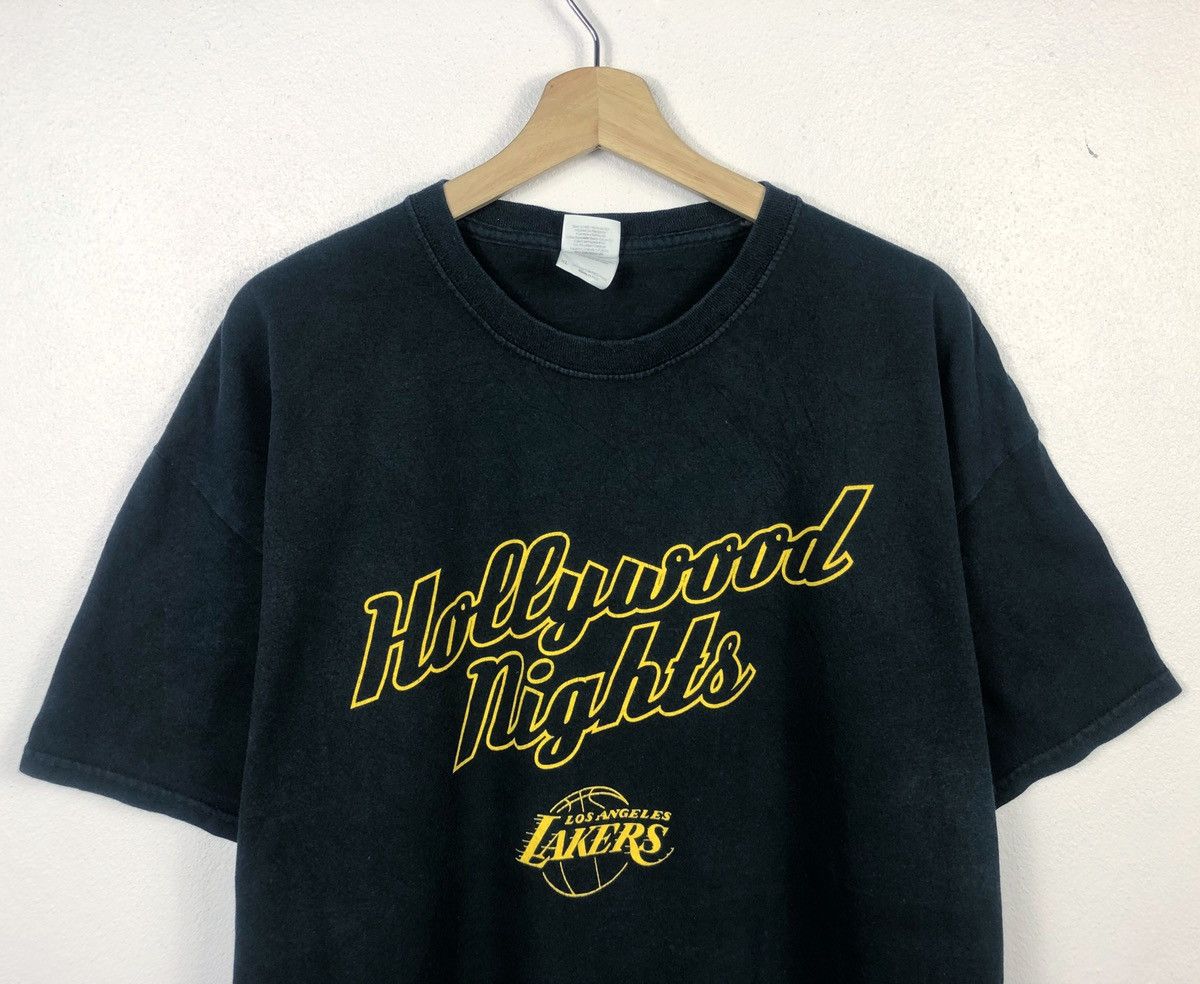 NBA Rare Vintage Los Angeles LA Lakers Hollywood Nights Tee Size US XL / EU 56 / 4 - 2 Thumbnail