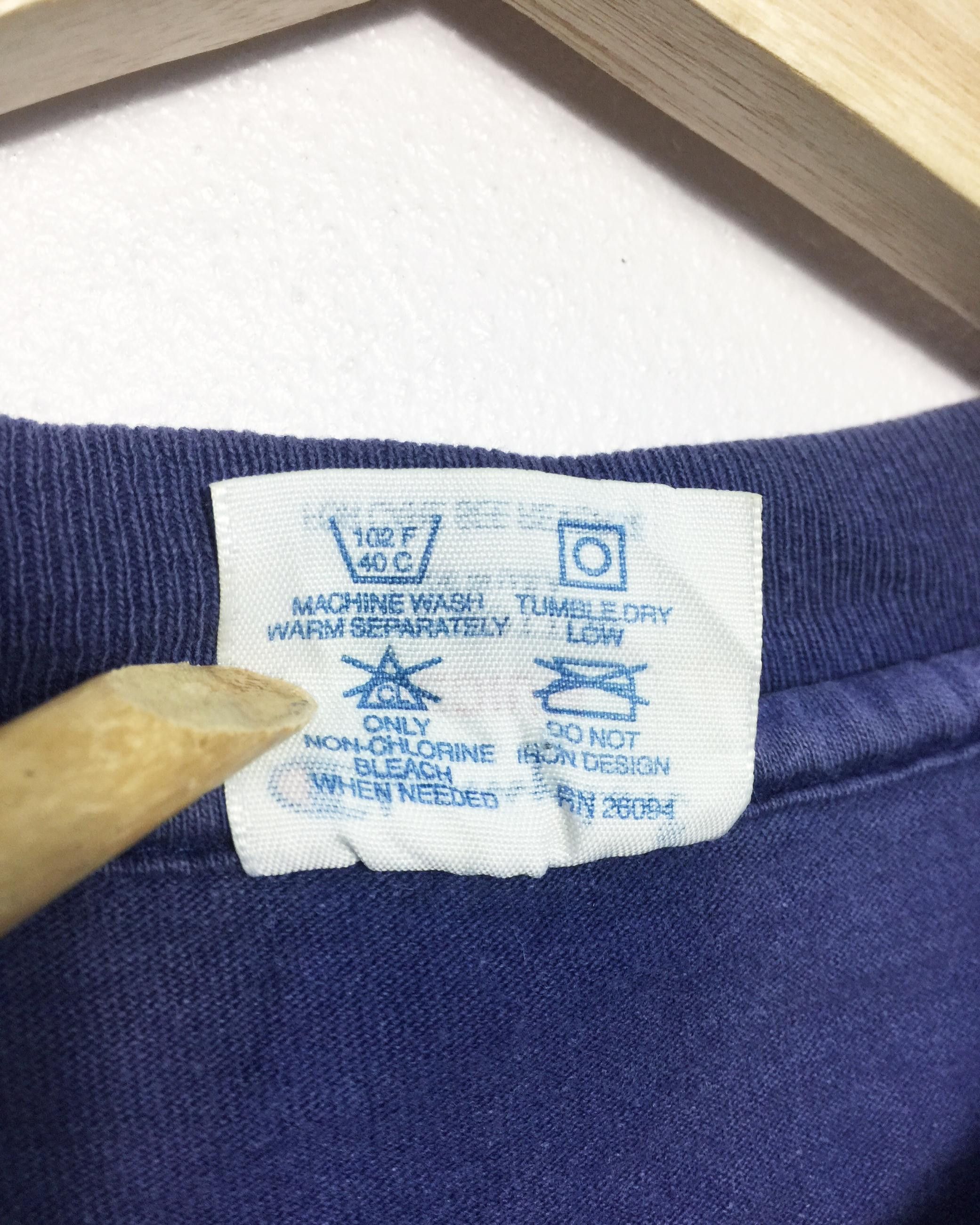 Champion Rare Vintage Champion Tees Made in USA Size US M / EU 48-50 / 2 - 9 Thumbnail