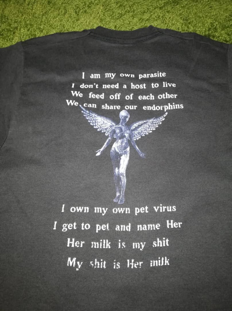 Band Tees 90s Nirvana IN UTERO Tshirt + Original CDs + Poster Size US S / EU 44-46 / 1 - 5 Thumbnail