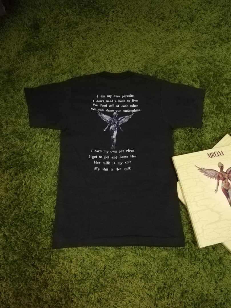 Band Tees 90s Nirvana IN UTERO Tshirt + Original CDs + Poster Size US S / EU 44-46 / 1 - 6 Thumbnail