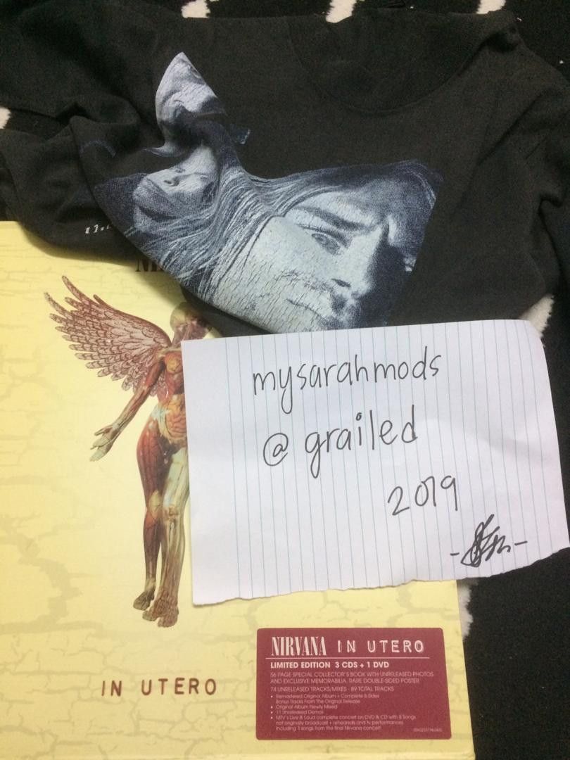 Band Tees 90s Nirvana IN UTERO Tshirt + Original CDs + Poster Size US S / EU 44-46 / 1 - 7 Thumbnail