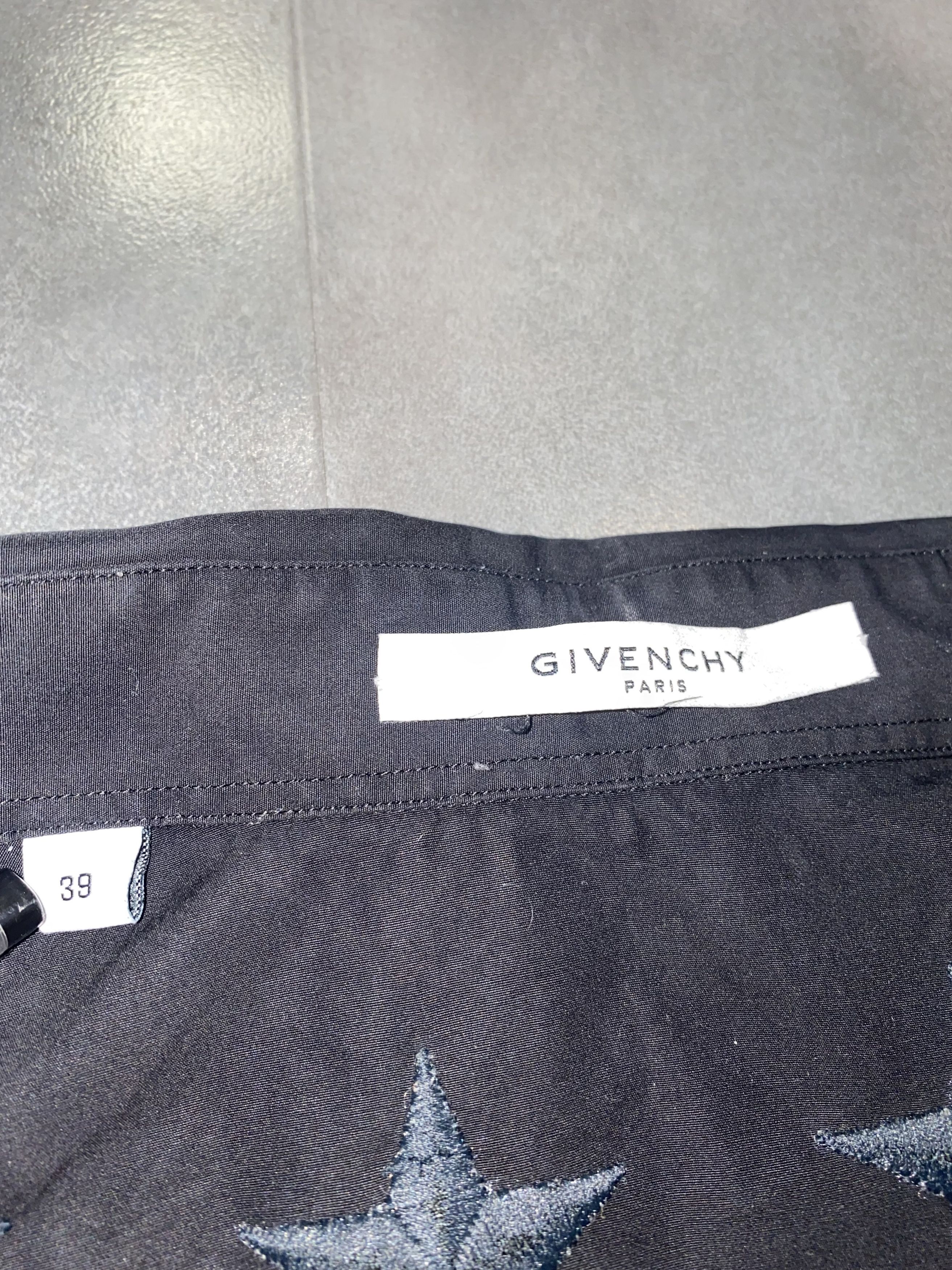 Givenchy Givenchy by Riccardo Tisci Embroidered Star Button Up Shirt Size US M / EU 48-50 / 2 - 10 Thumbnail
