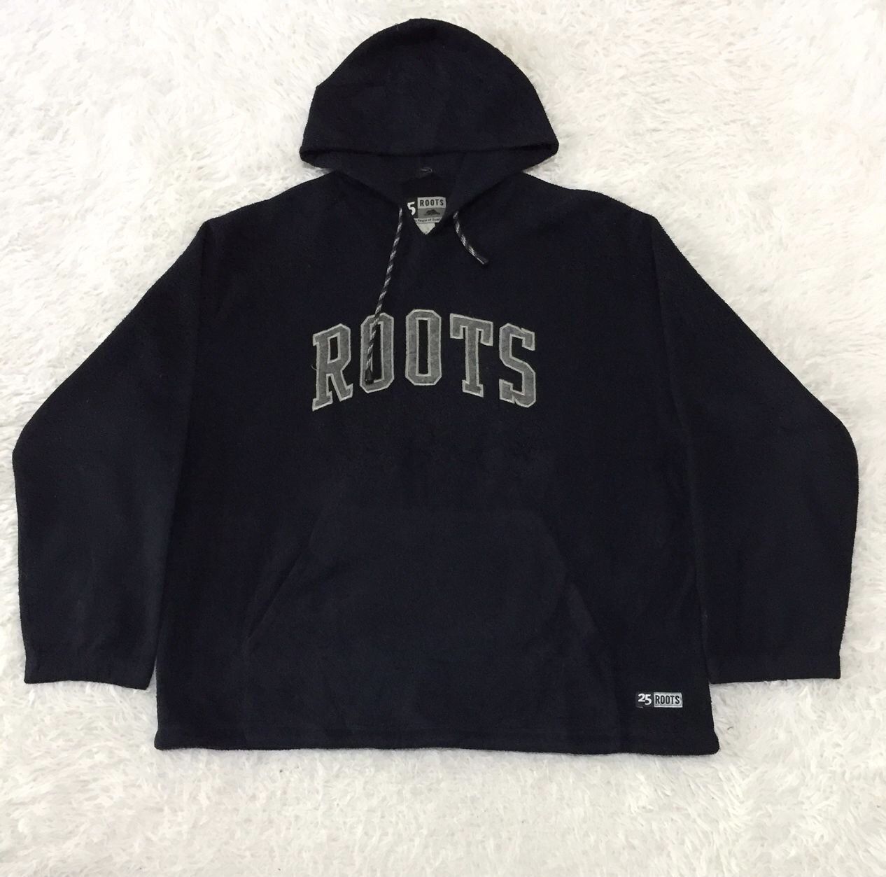 Roots Roots fleece made in Canada Size US L / EU 52-54 / 3 - 7 Thumbnail