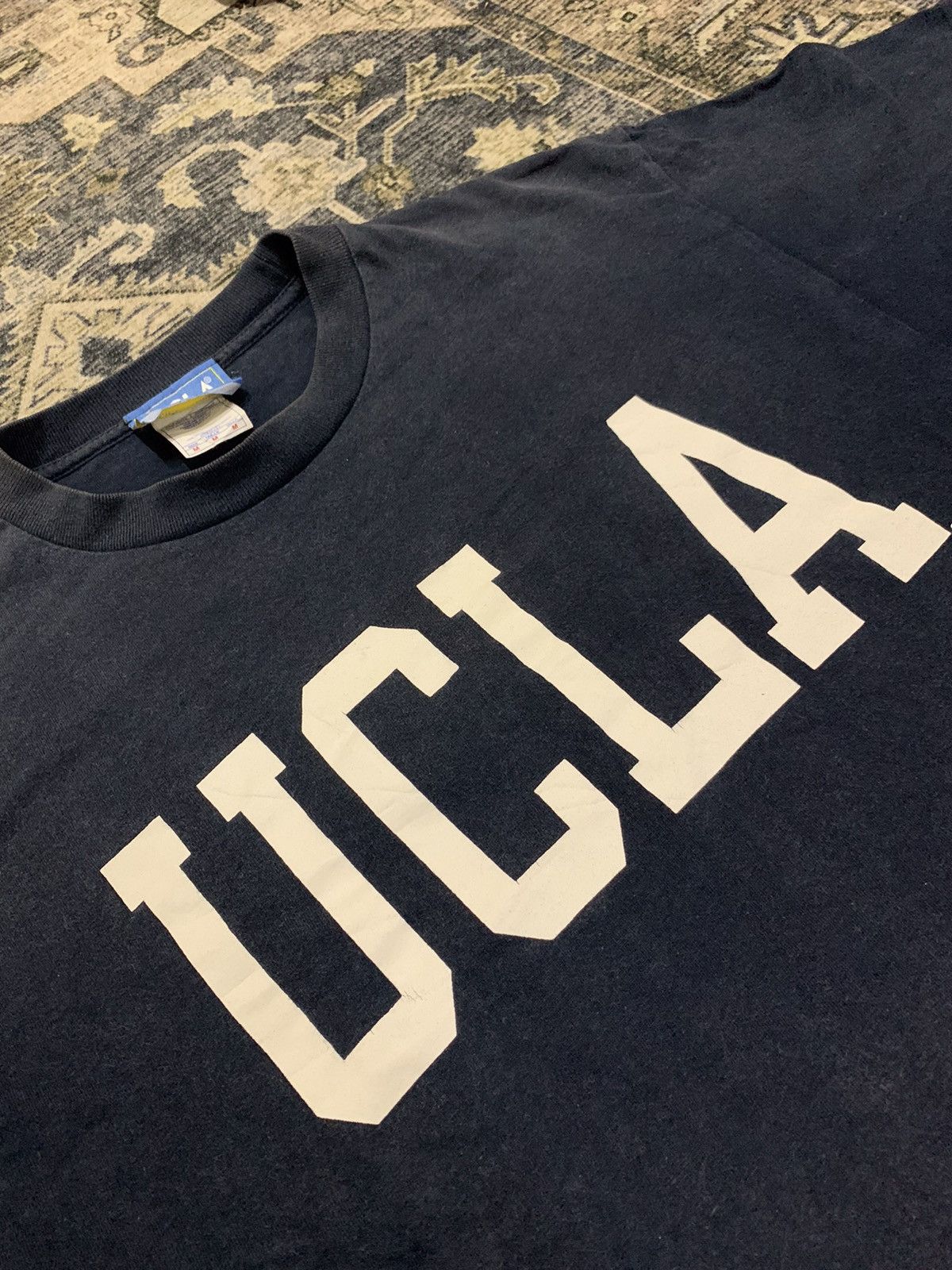 Vintage Vintage UCLA Shirt Made In USA Size US M / EU 48-50 / 2 - 3 Thumbnail