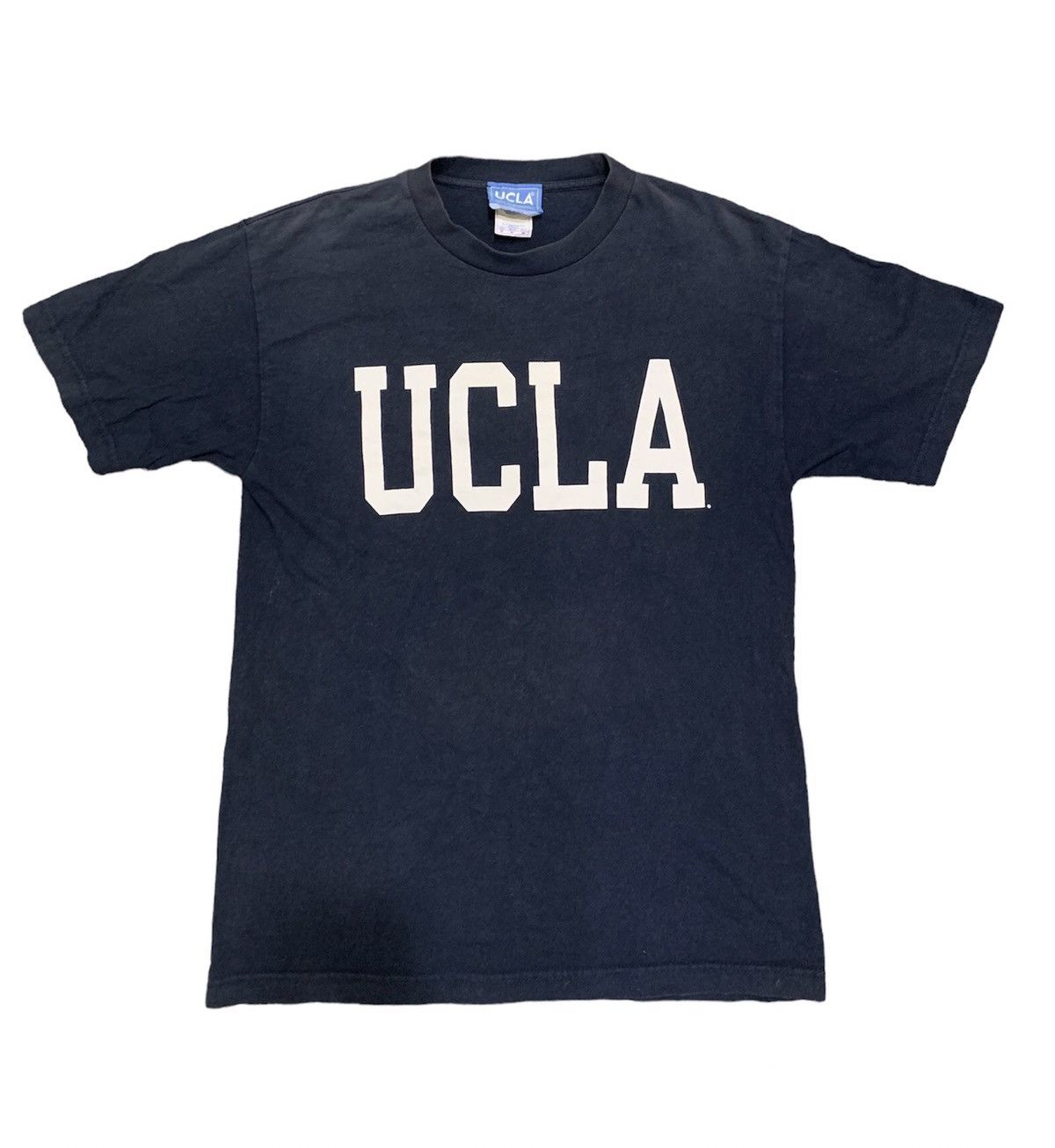 Vintage Vintage UCLA Shirt Made In USA Size US M / EU 48-50 / 2 - 1 Thumbnail