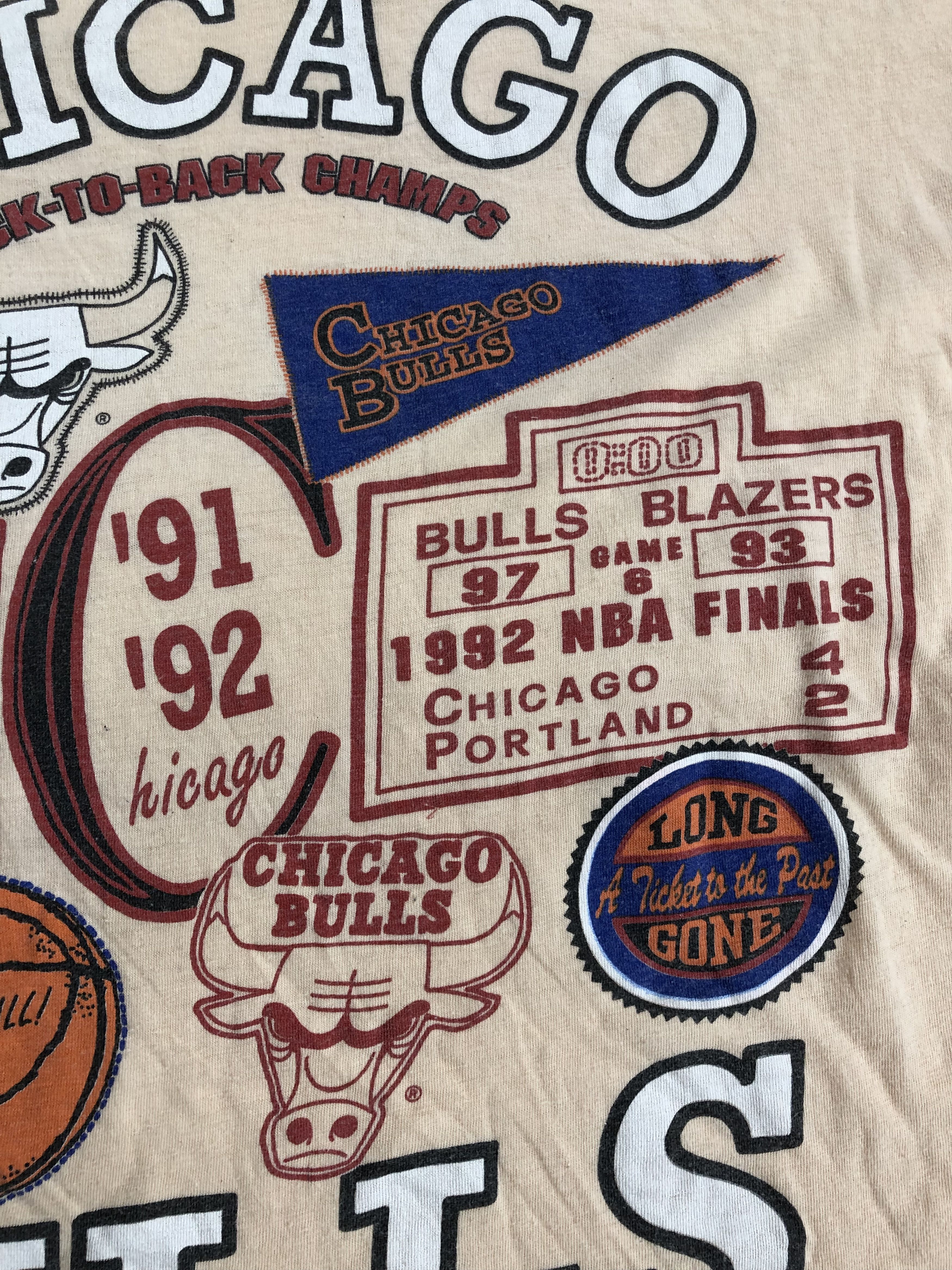 NBA Vintage 90s Chicago Bulls (Michael Jordan Dennis Rodman) Size US XL / EU 56 / 4 - 4 Thumbnail