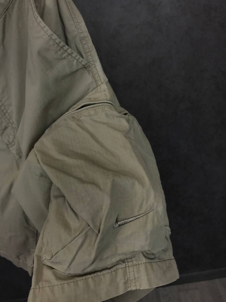 Vintage Nike swoosh streetwear vintage cargo shorts Size US 34 / EU 50 - 9 Thumbnail